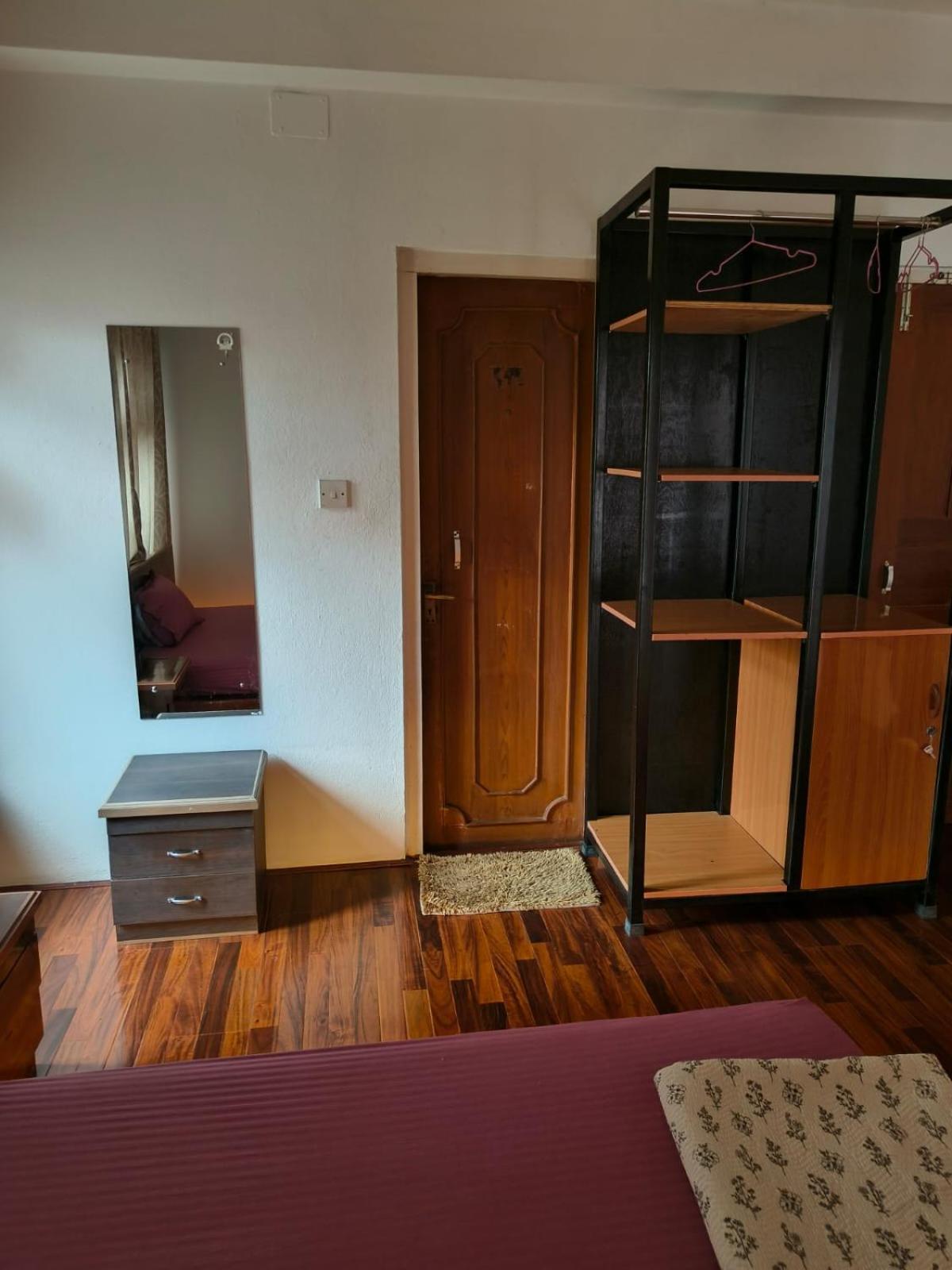 Hostel Peakman