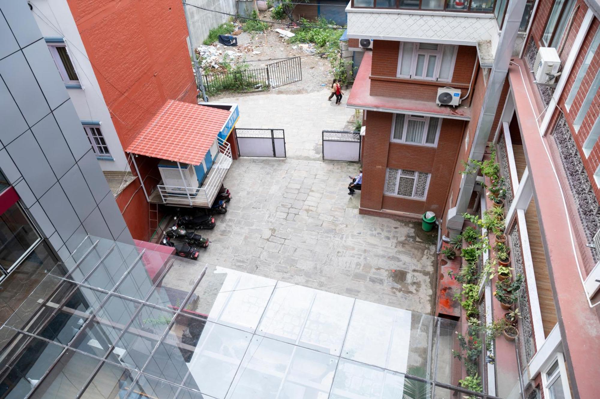 Hotel Elegant 3*