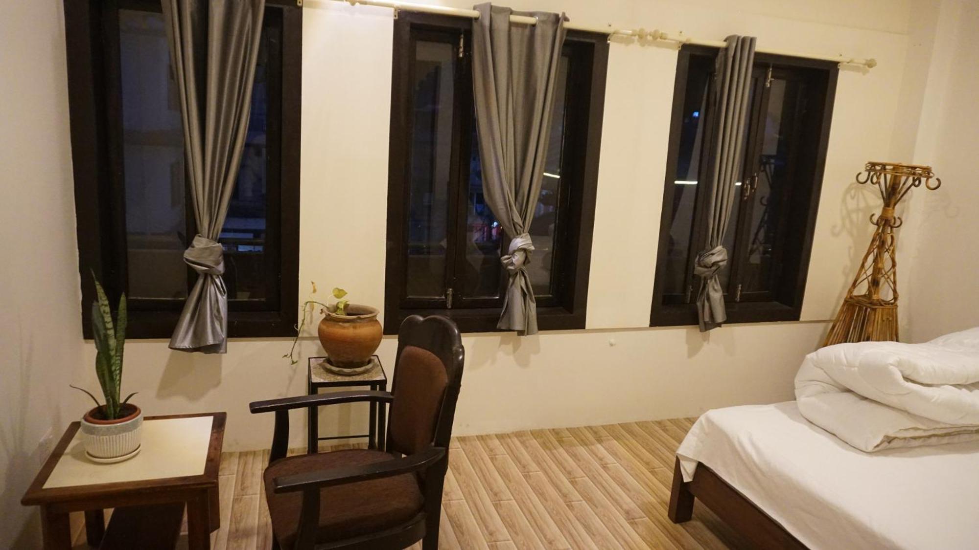 Homestay Kathmandu Home *