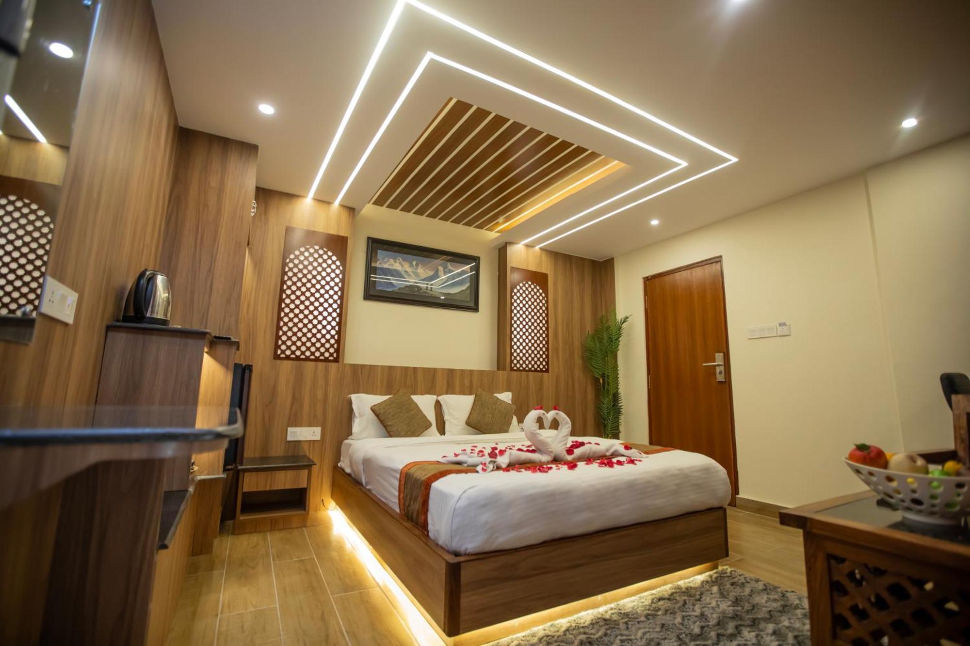 Capital Boutique Hotel 3*
