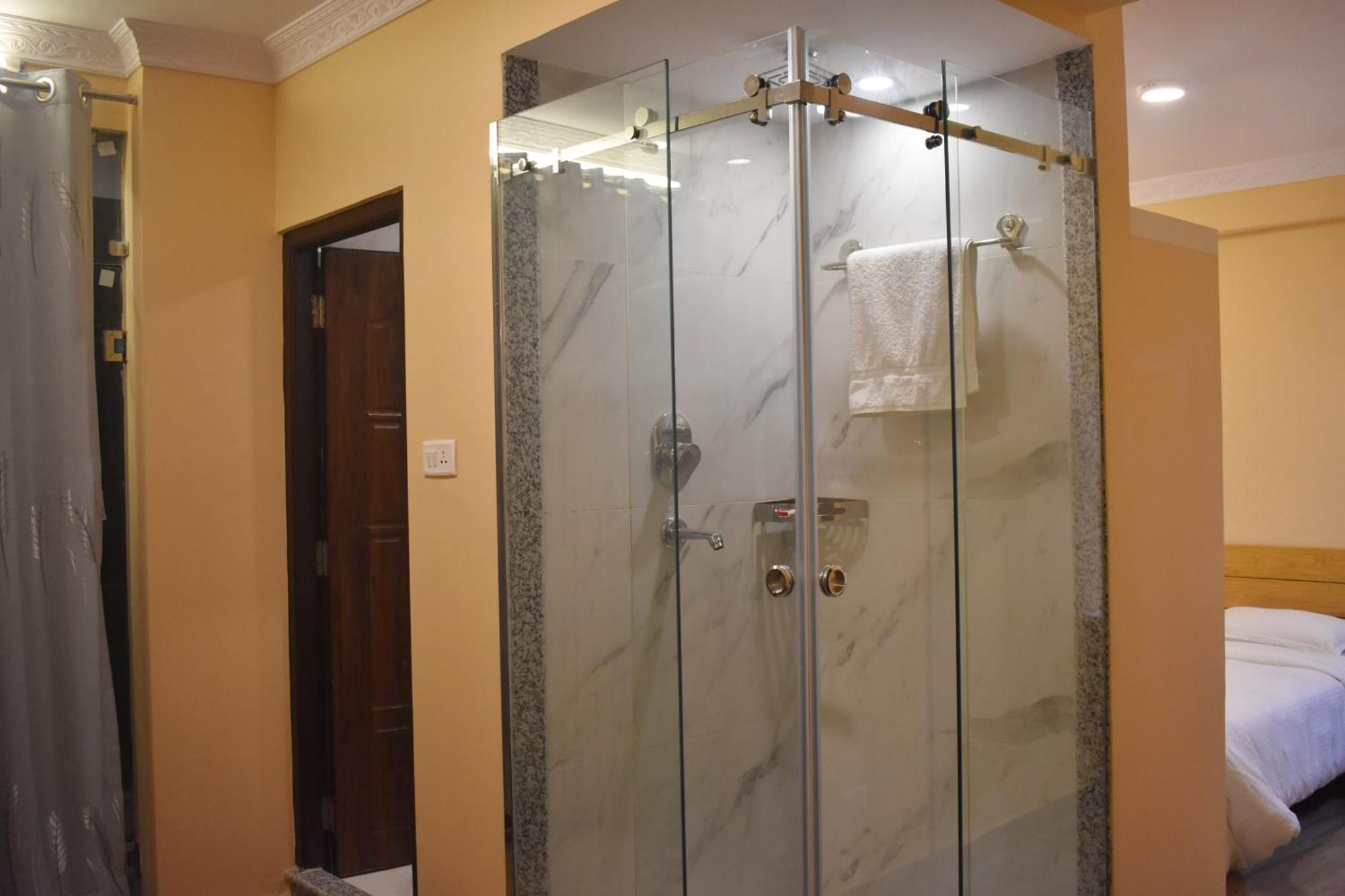 Tourist Baluwatar Apartment