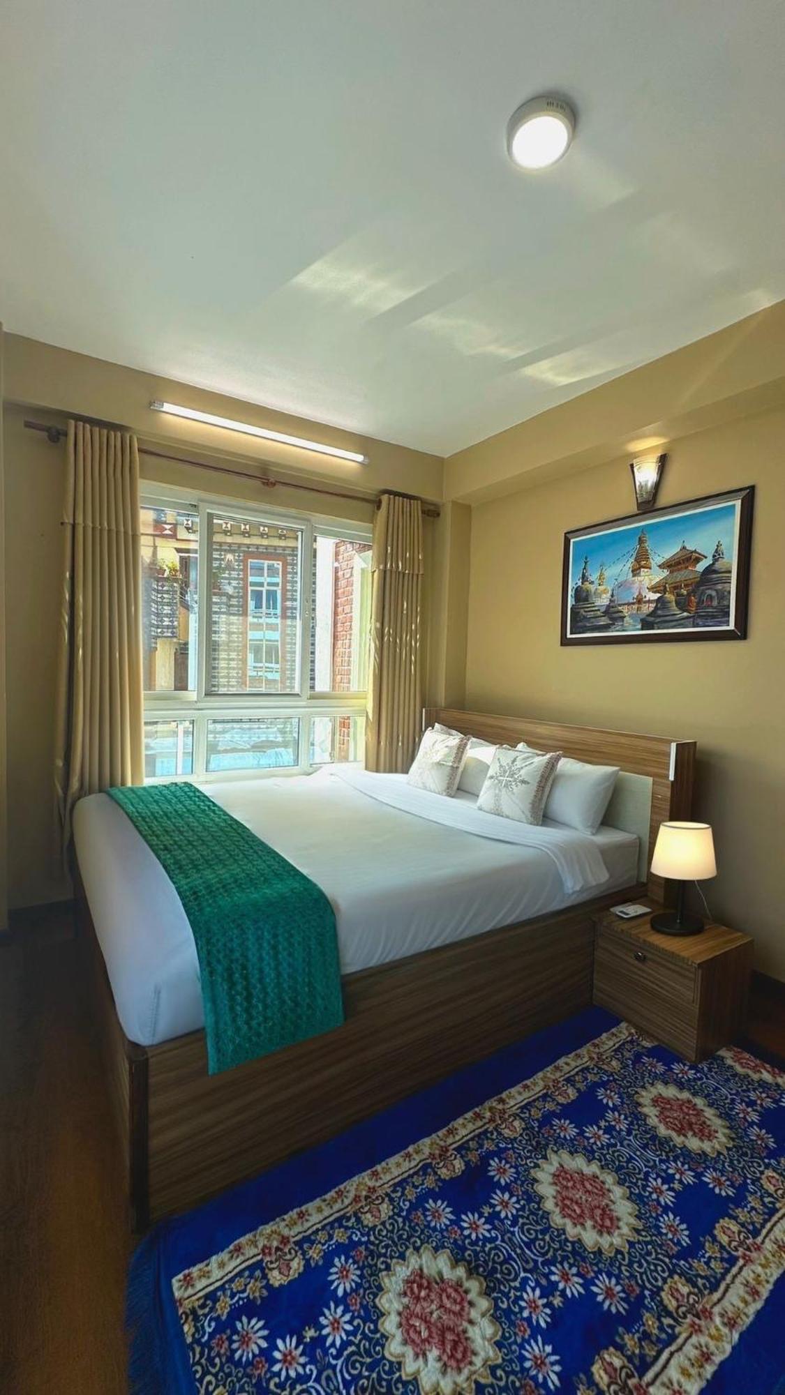 House Of Forrest, Service * Kathmandu
