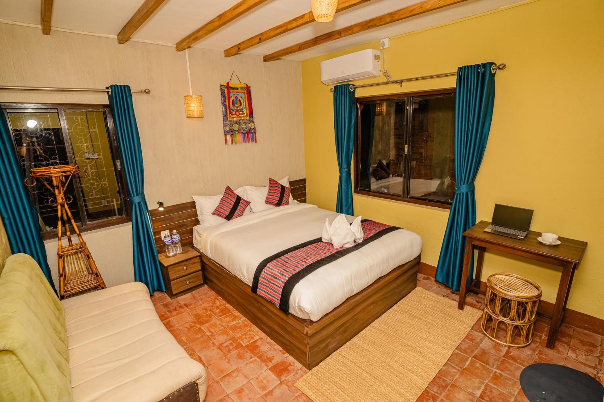 Nepali Heritage Hotel Catmandu