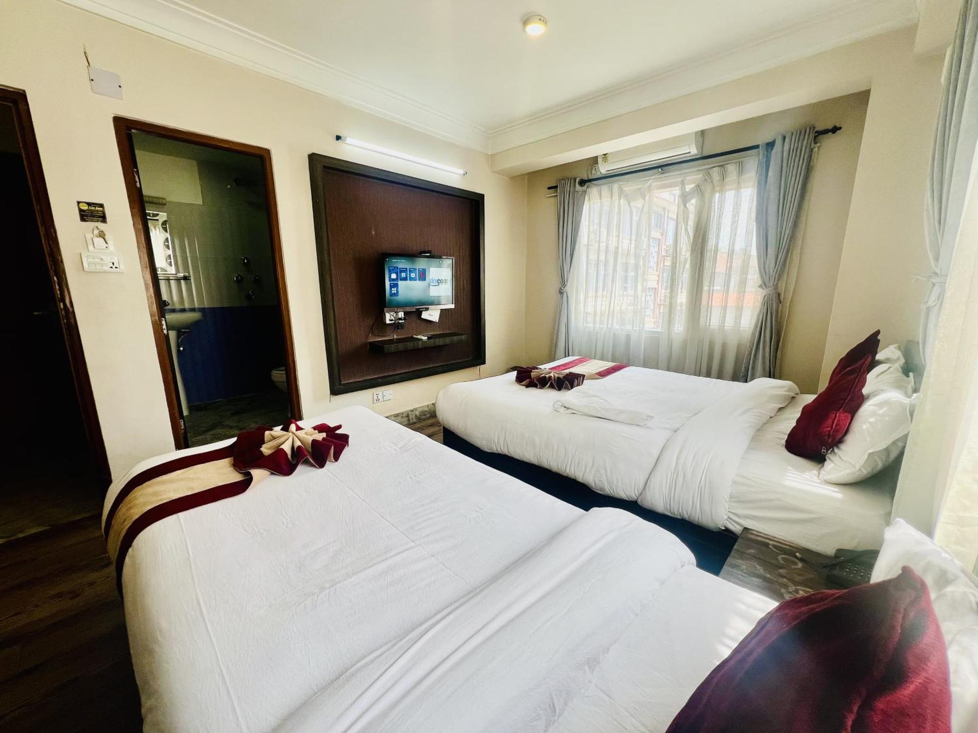Liv Hotel 3*