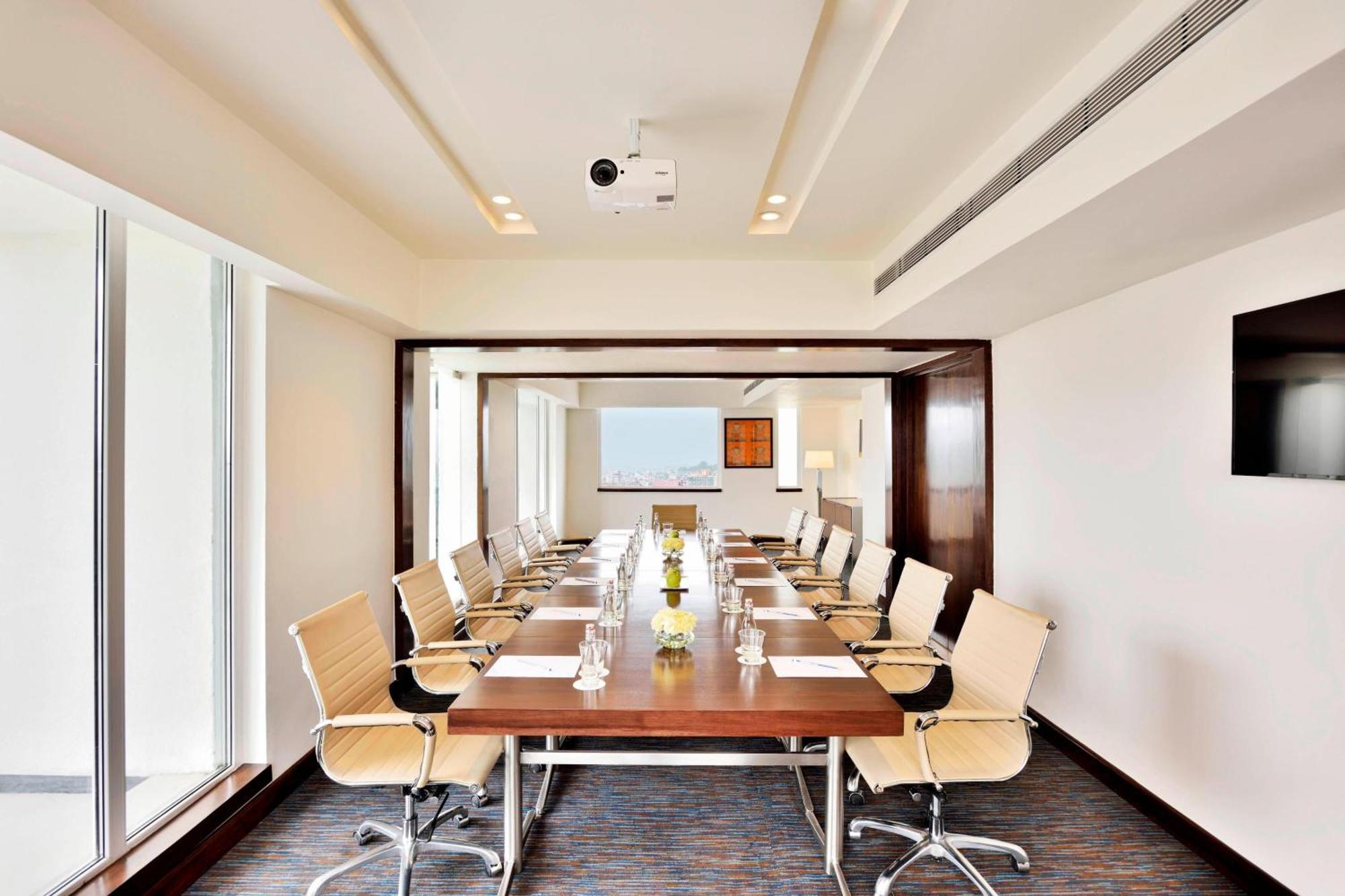 Fairfield By Marriott Kathmandu Hotel 4*