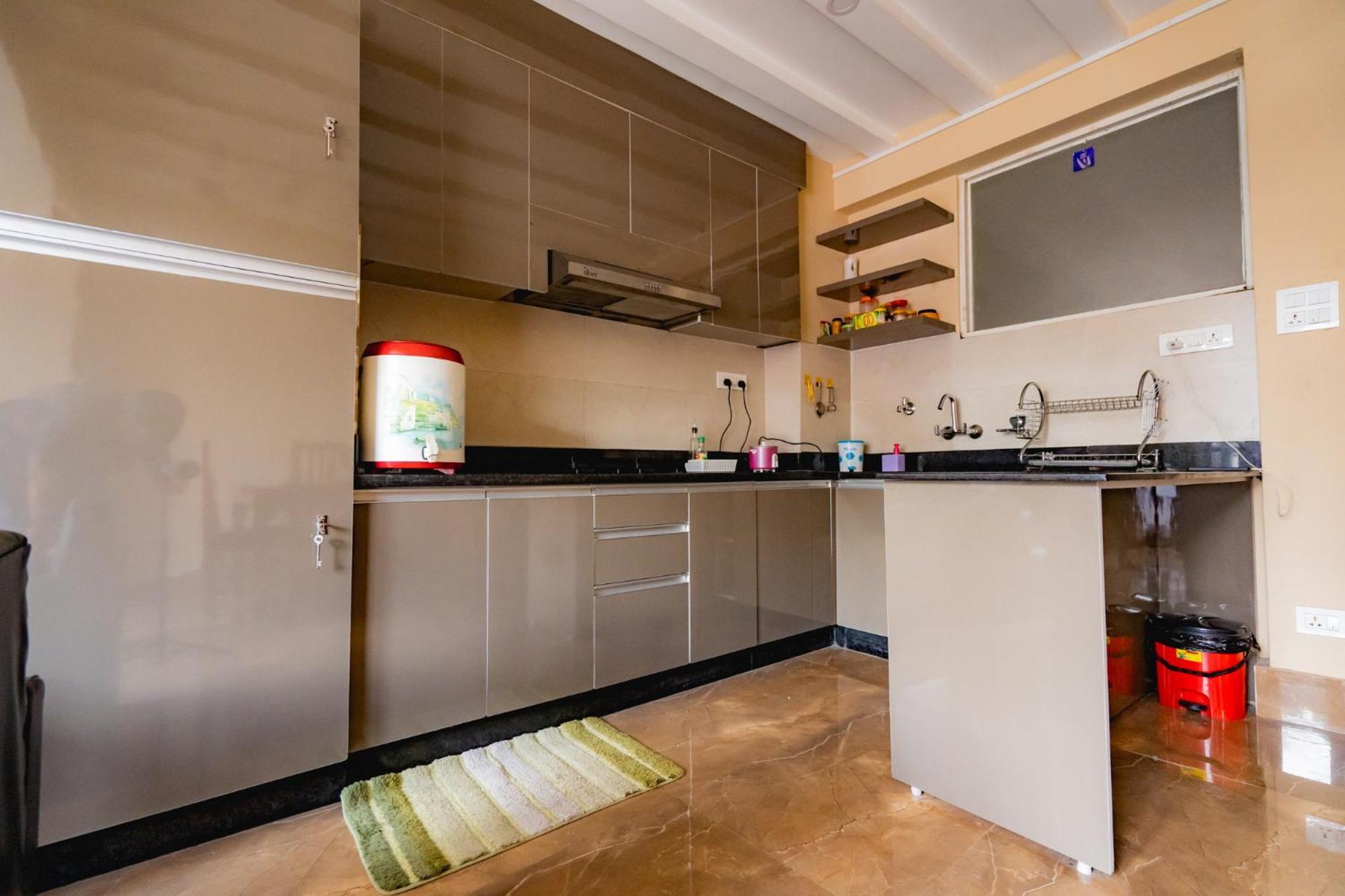 Jets 1bhk *