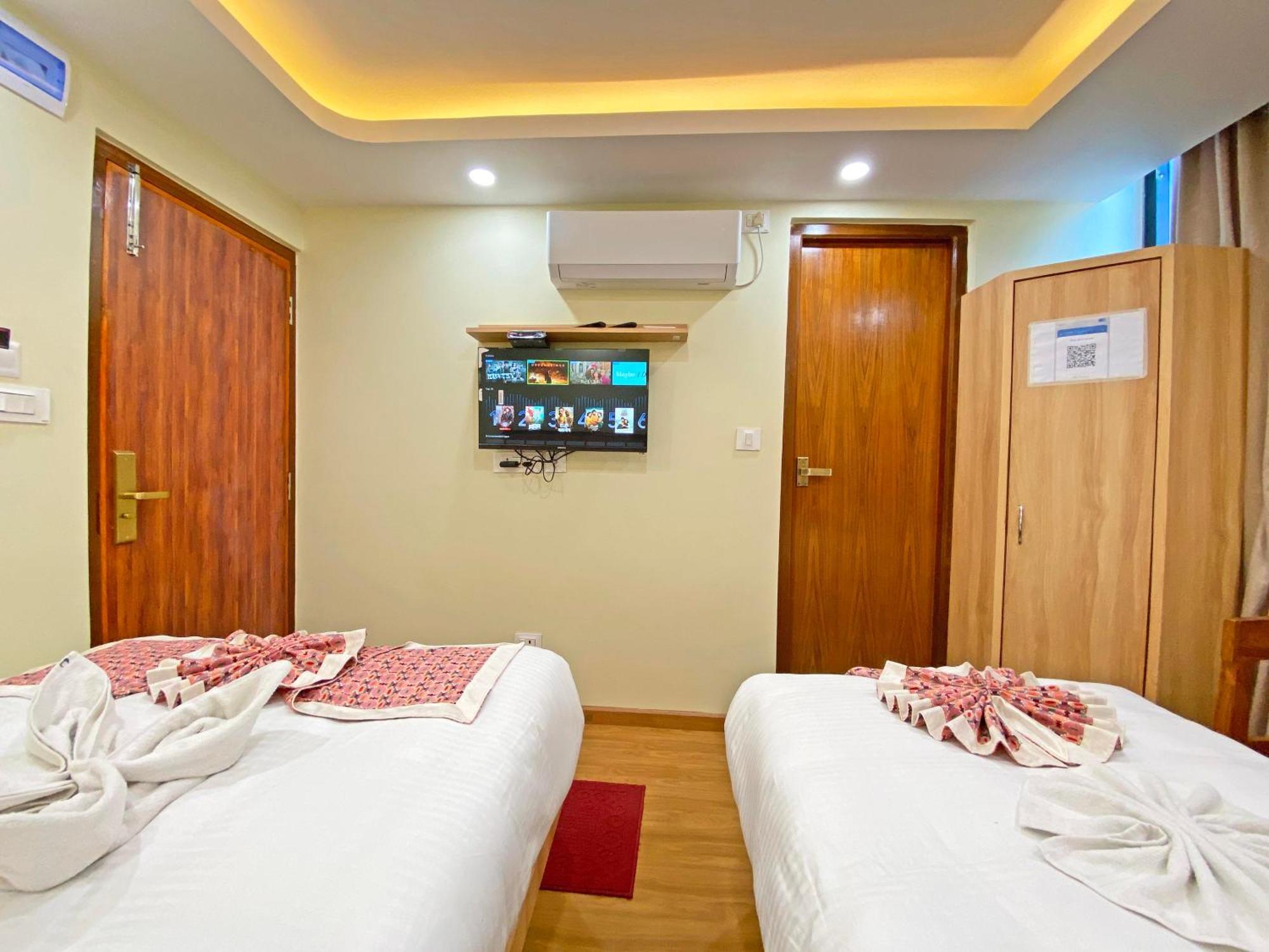 Hotel Lumbini Airport