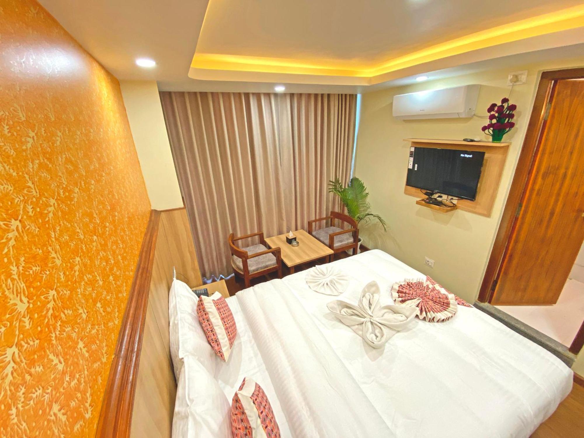 Lumbini Airport 3*