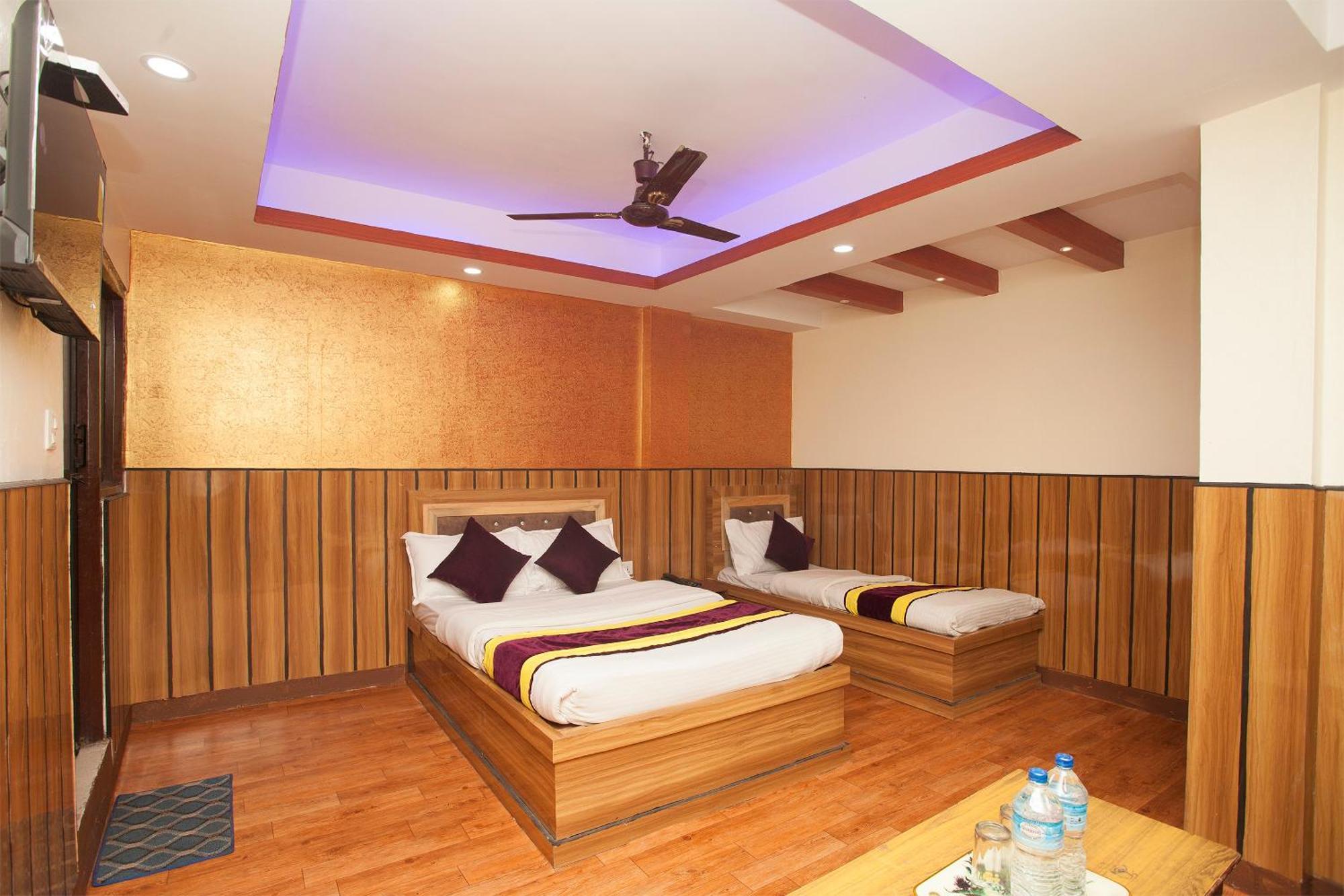 Oyo 814 Machhapuchhre Hotel