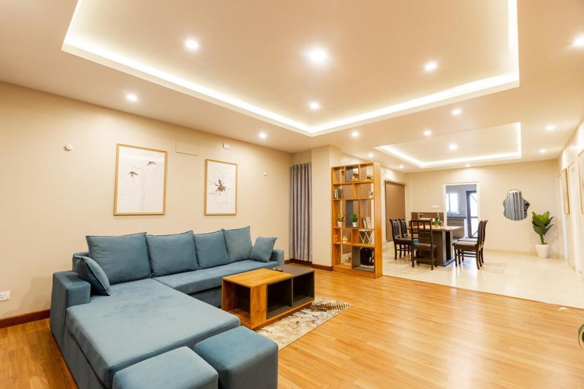 Apartment 2bhk With Private Balcony *