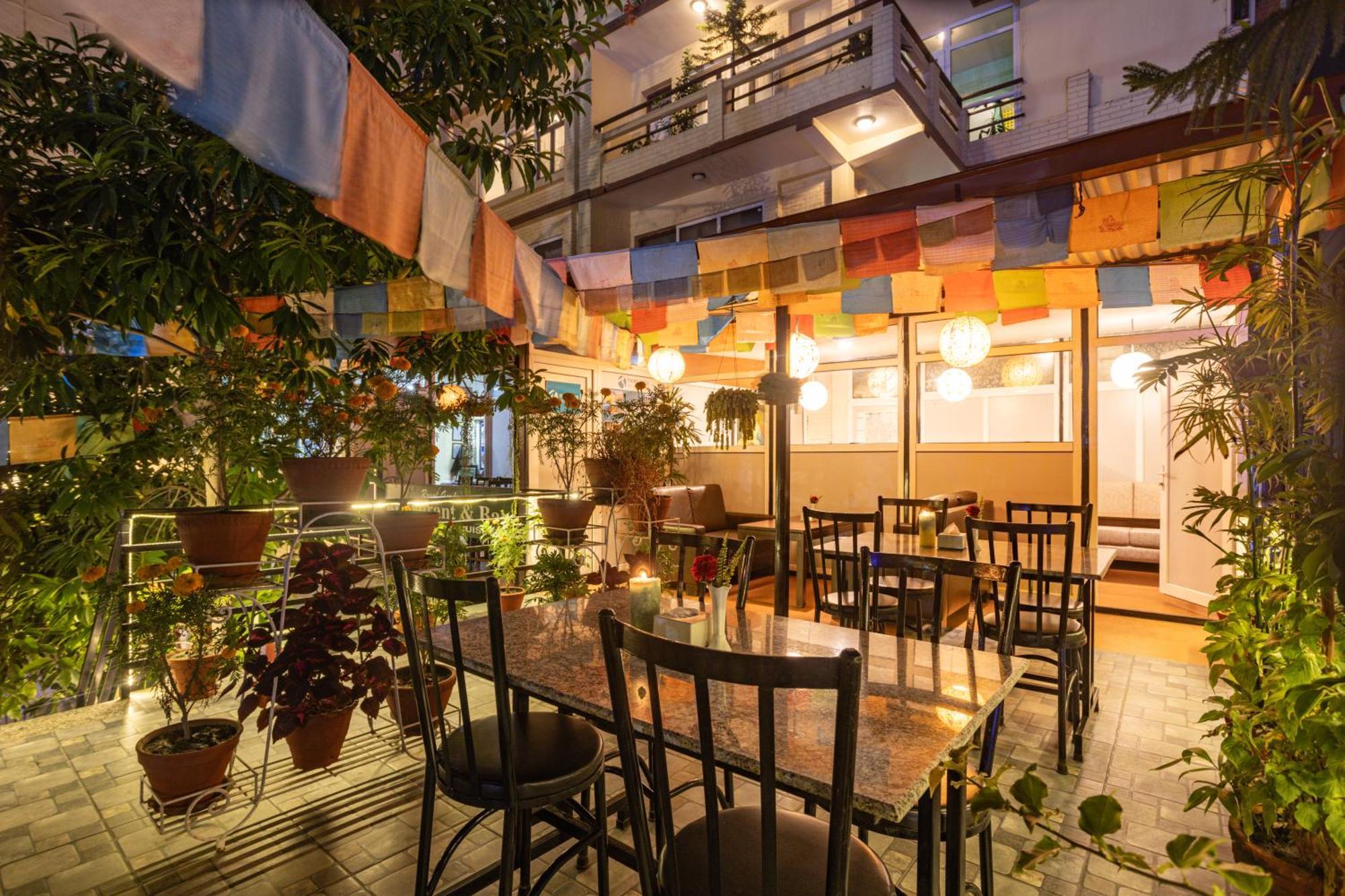 Oasis 3* Kathmandu
