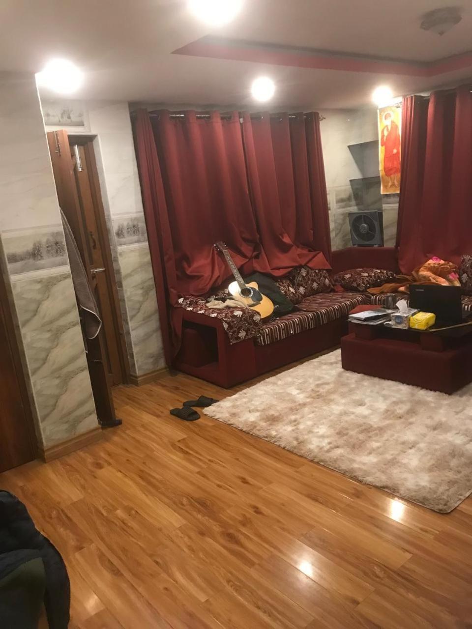 Homestay Your Cozy In A Vibrant Shared Apartment! *