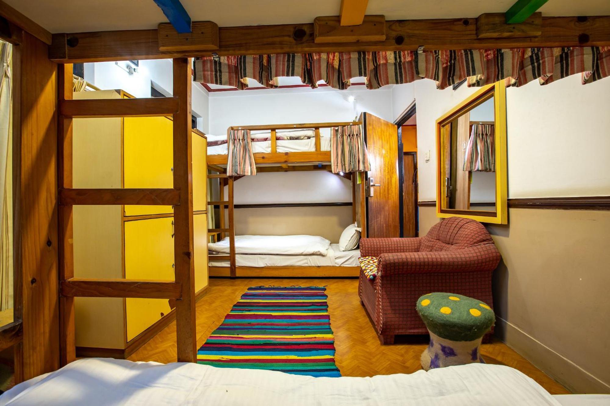 Hostel Shangrila Boutique *