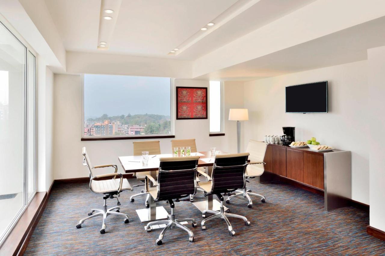 Hotel Fairfield By Marriott Kathmandu 4*