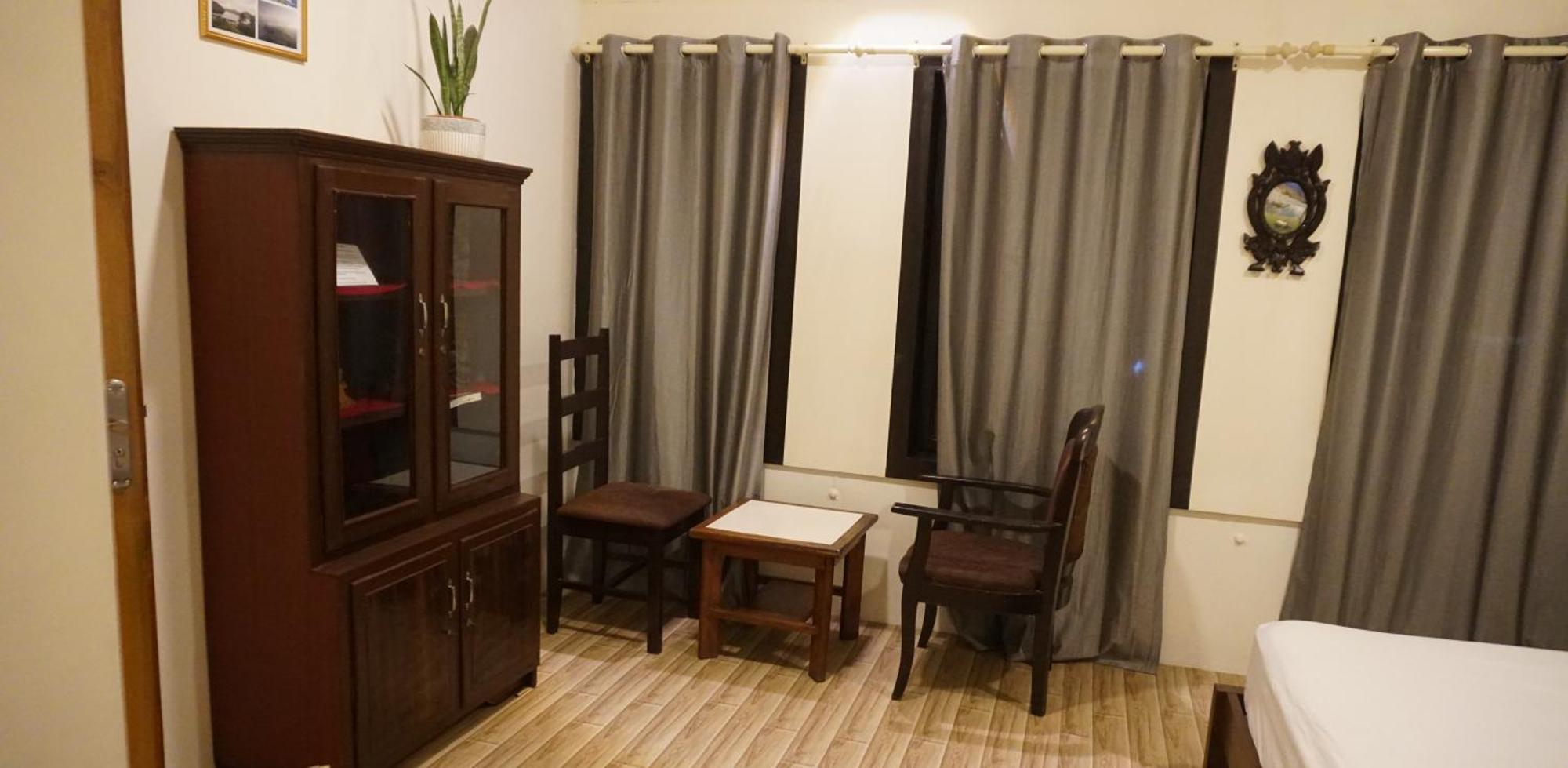 Kathmandu Home Homestay *