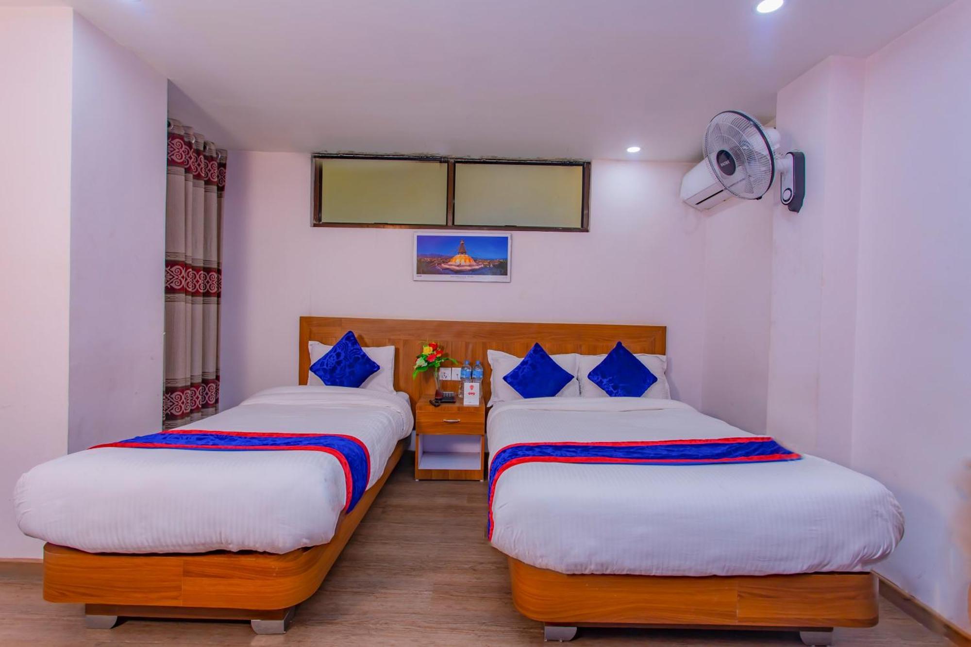 Oyo 306 Maheshwor Hotel *