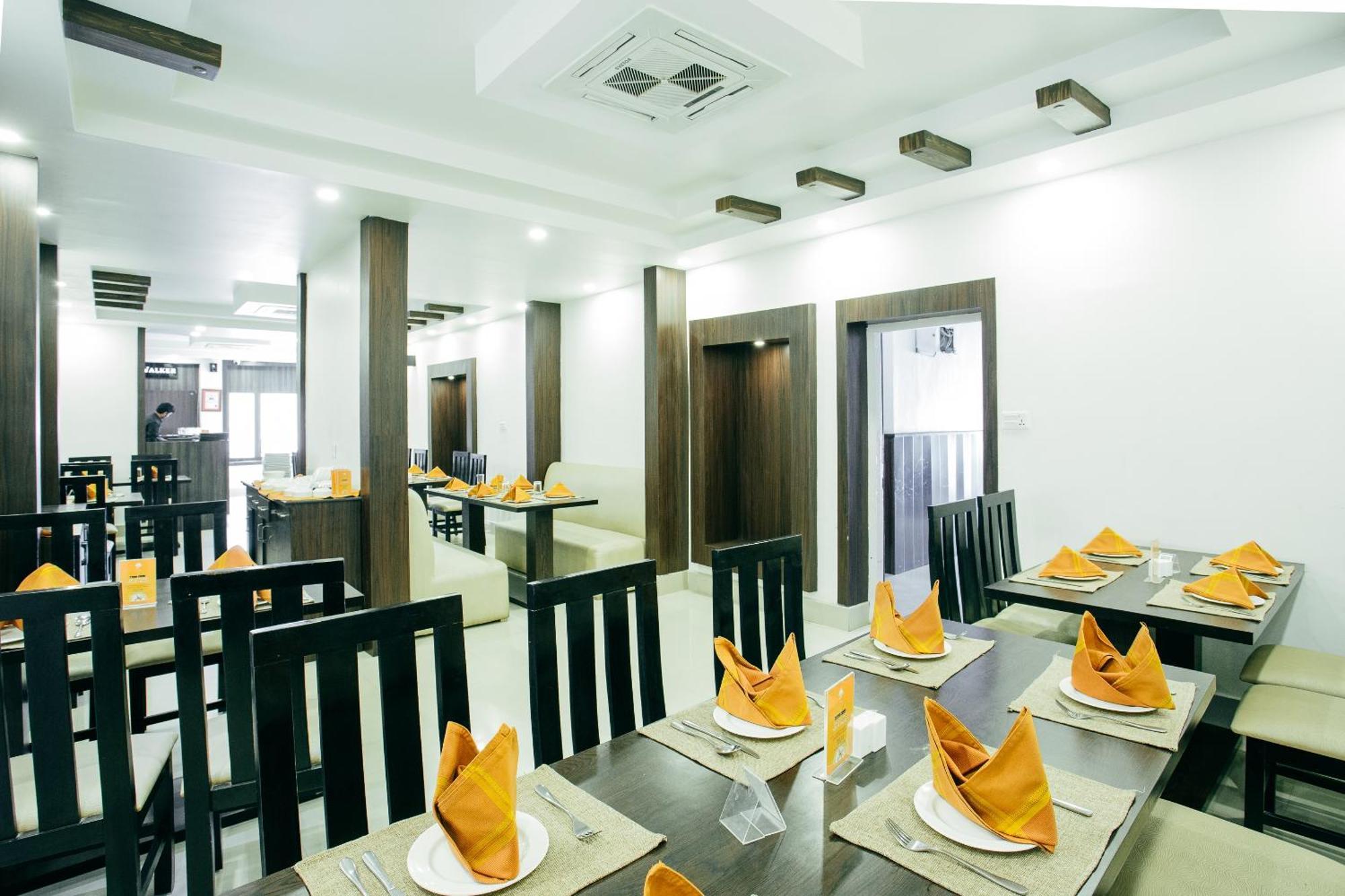 Bed & Breakfast Oyo 11474 Gangaur Regency Boutique 2*