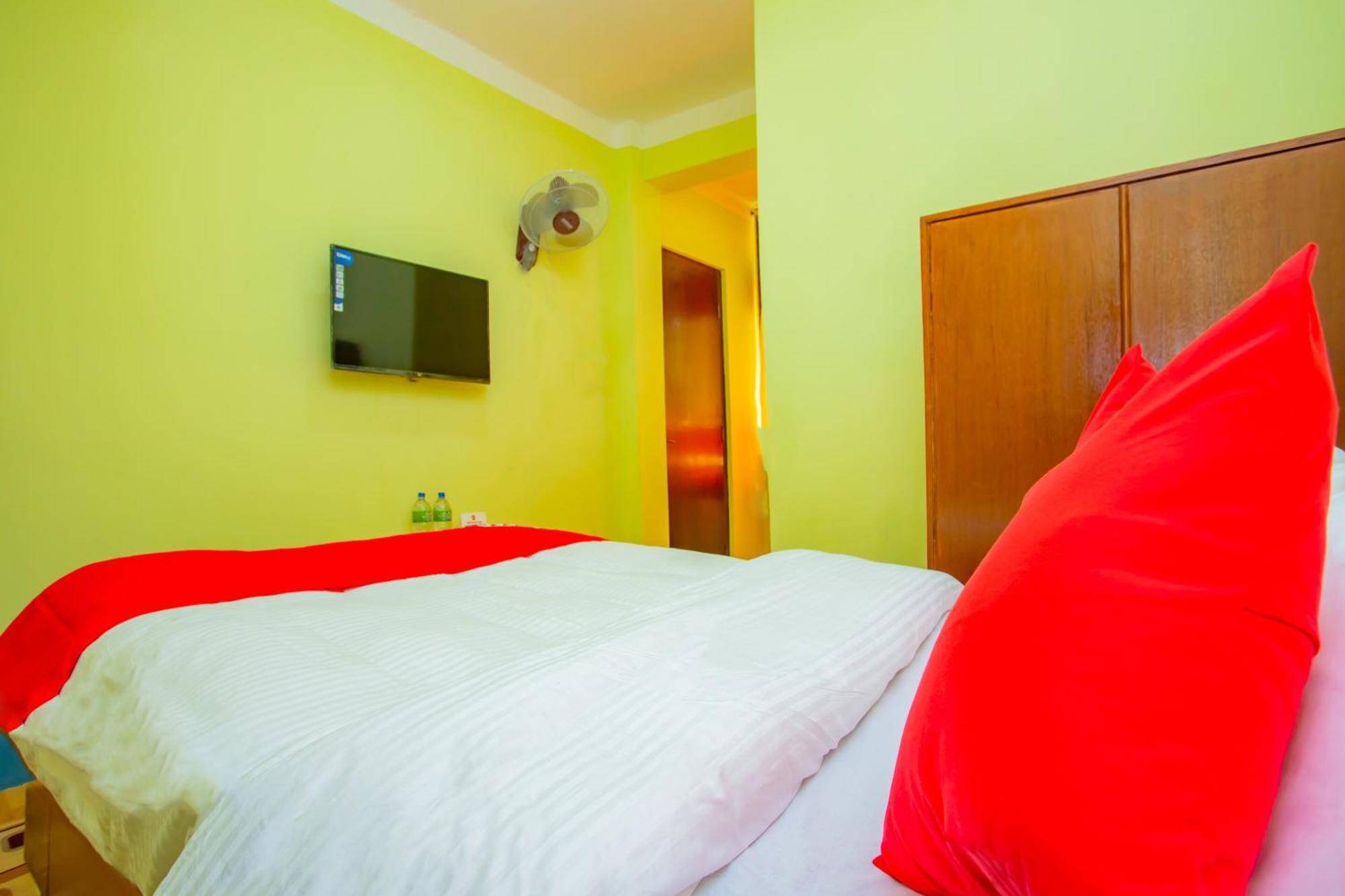 Oyo 589 Trimurti Hotel