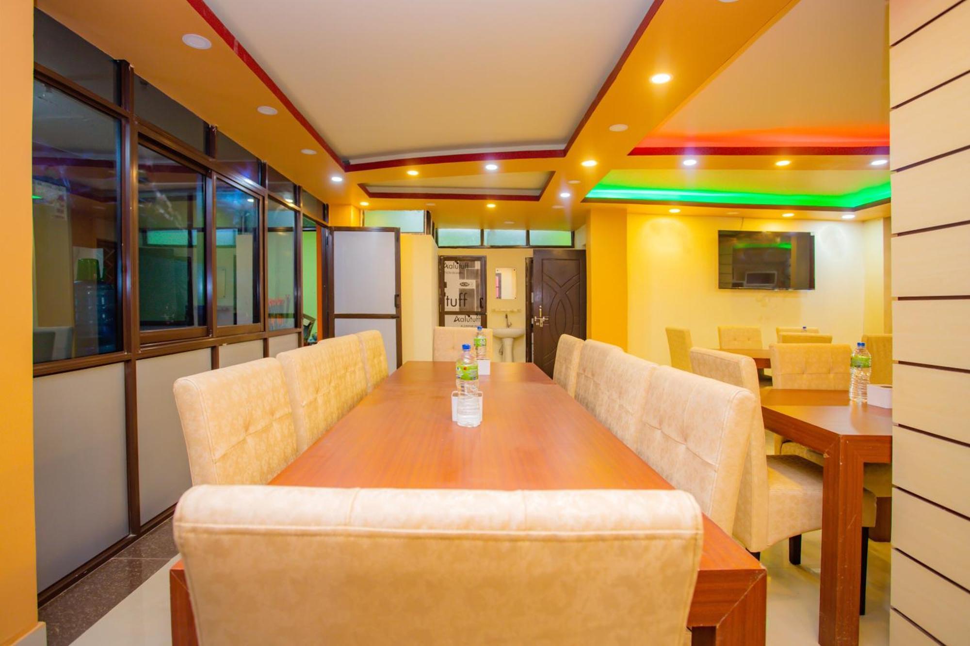 Hotel Oyo 589 Trimurti 3*