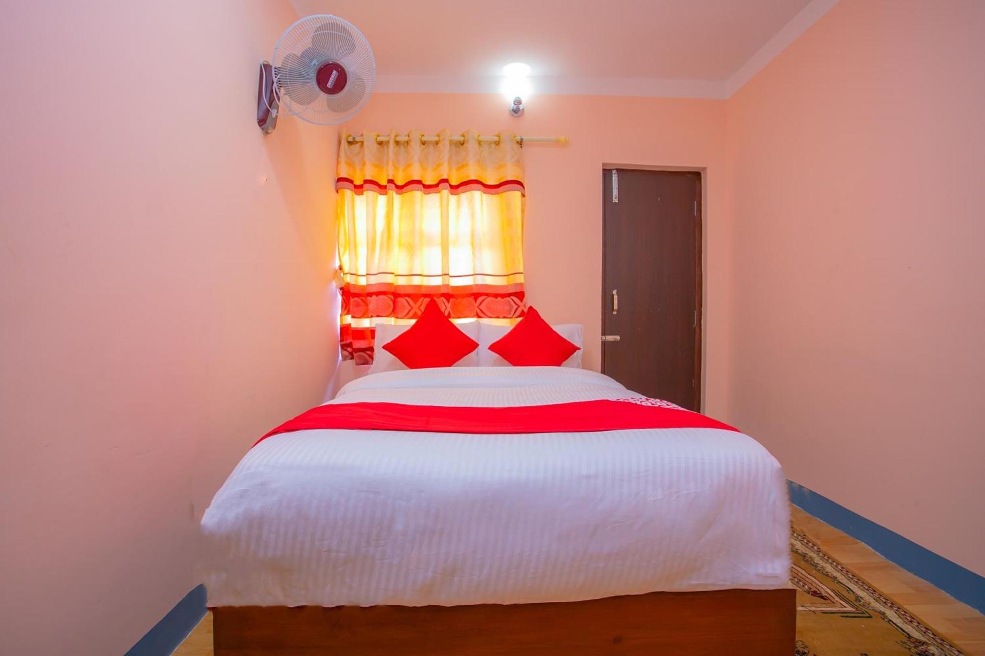 Hotel Oyo 589 Trimurti