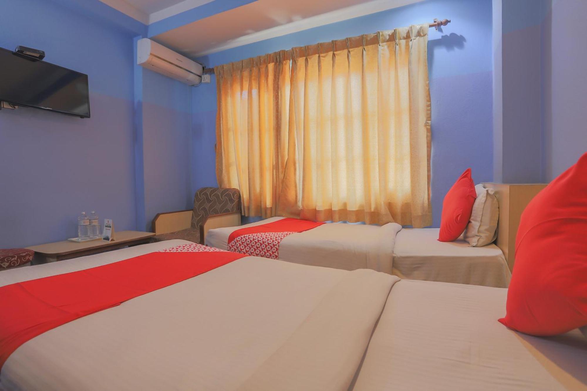 Hotel Oyo 789 Shivam Plaza 3*