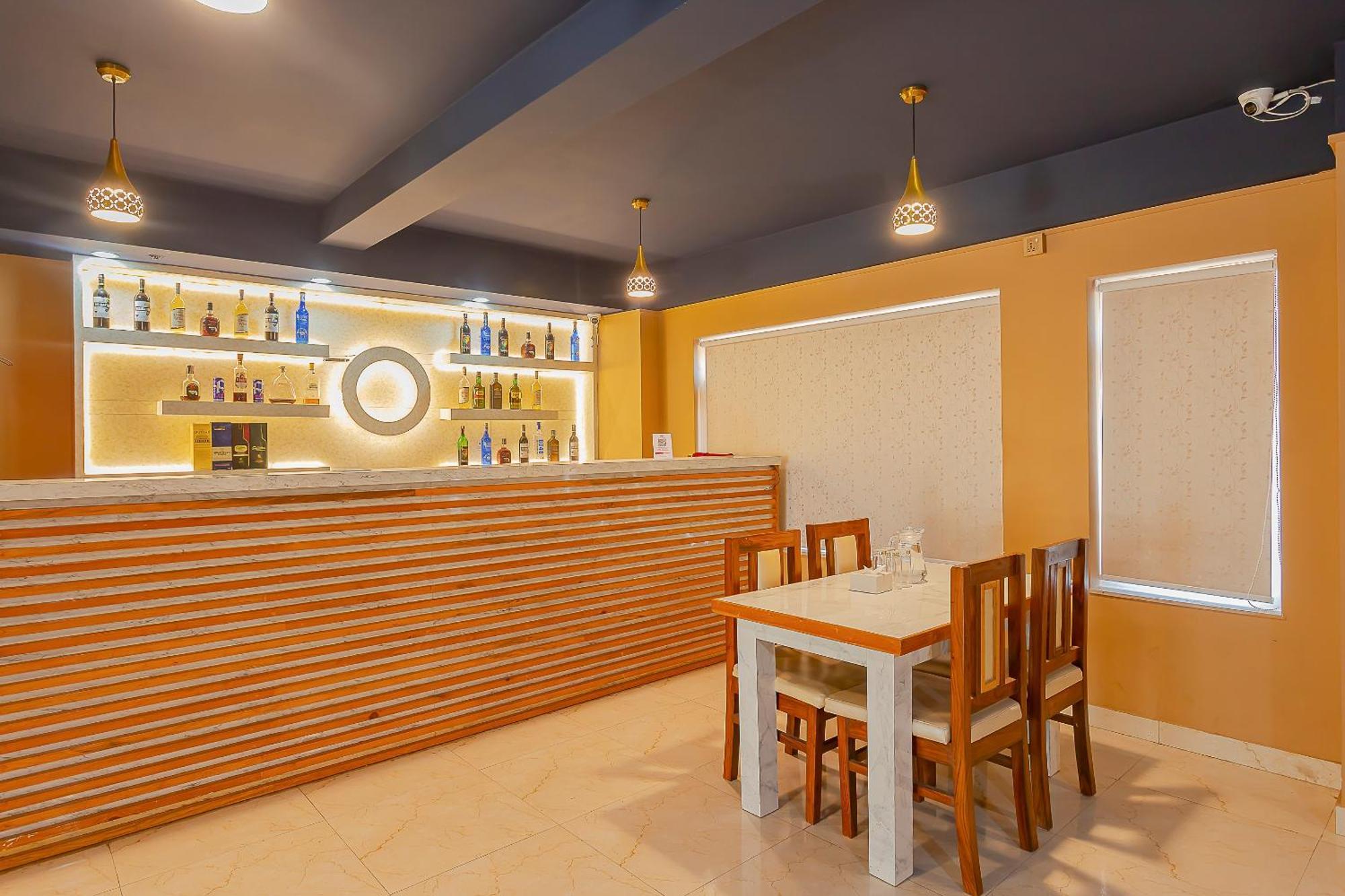 Oyo 798 Euphoria Hotel