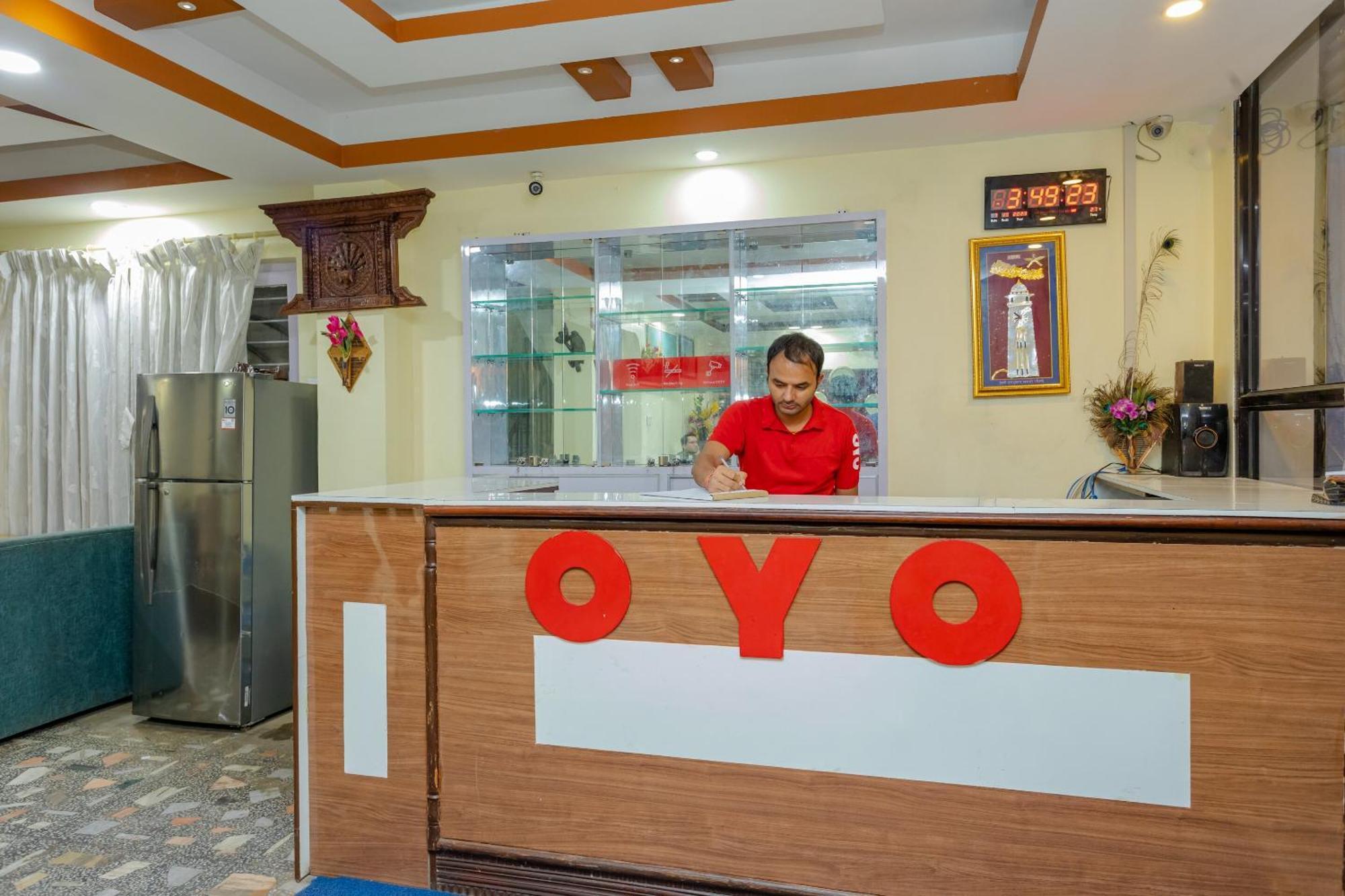 Oyo 811 New Pokhara Palace Hotel Kathmandu
