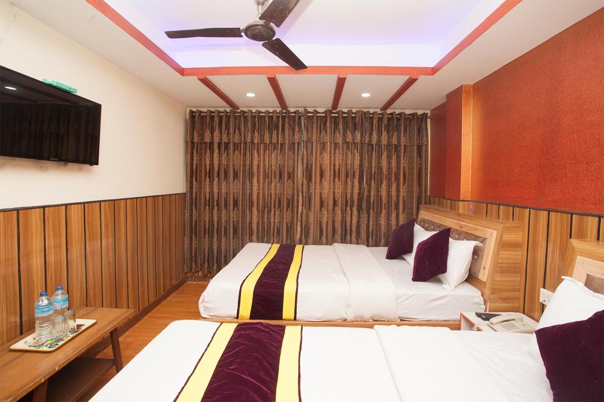 Oyo 814 Machhapuchhre Hotel