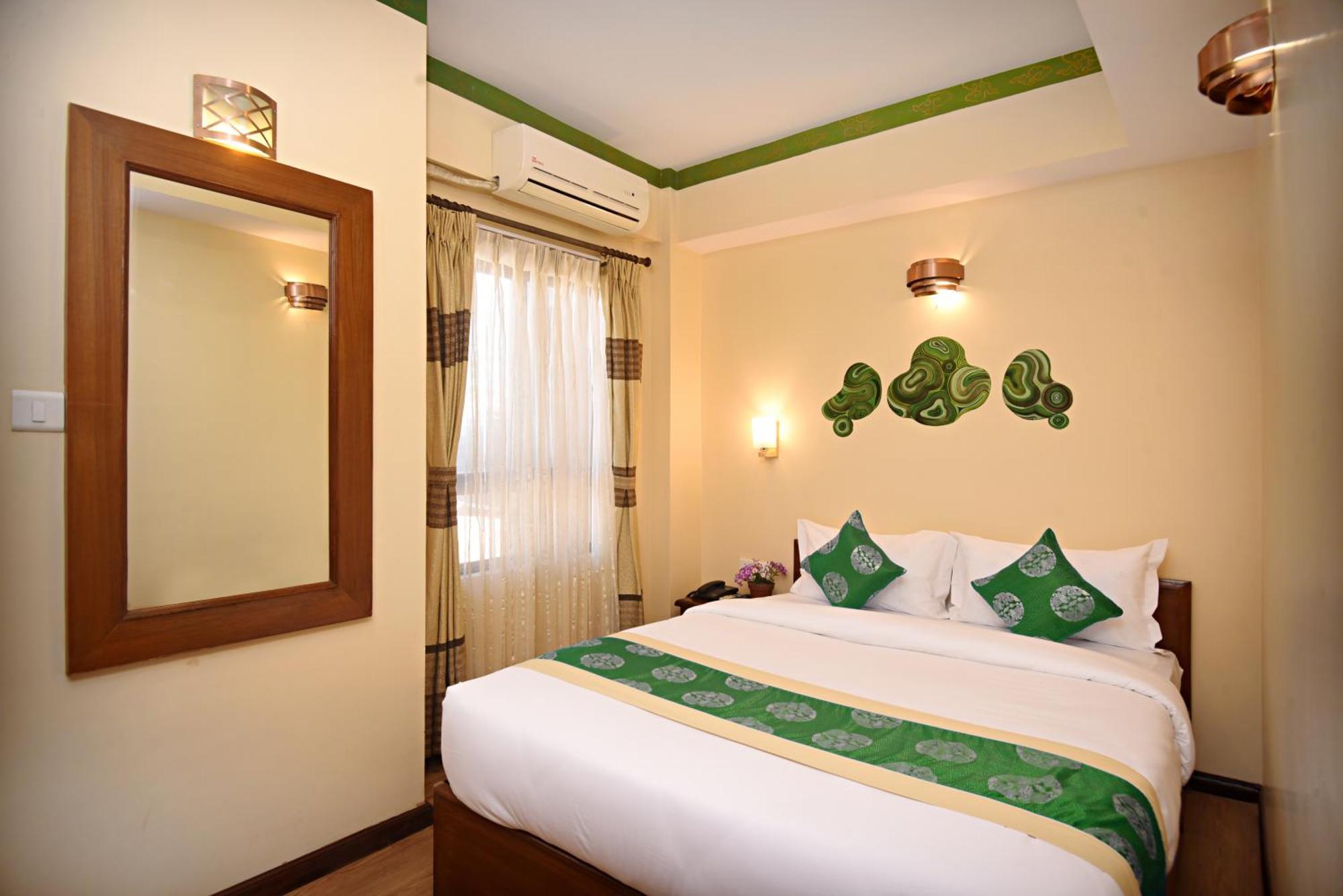 Tibet Boutique 4*