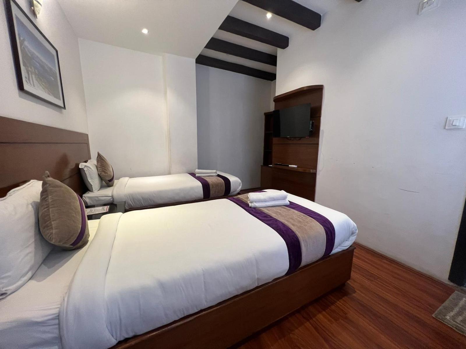 New Era Hotel 5*