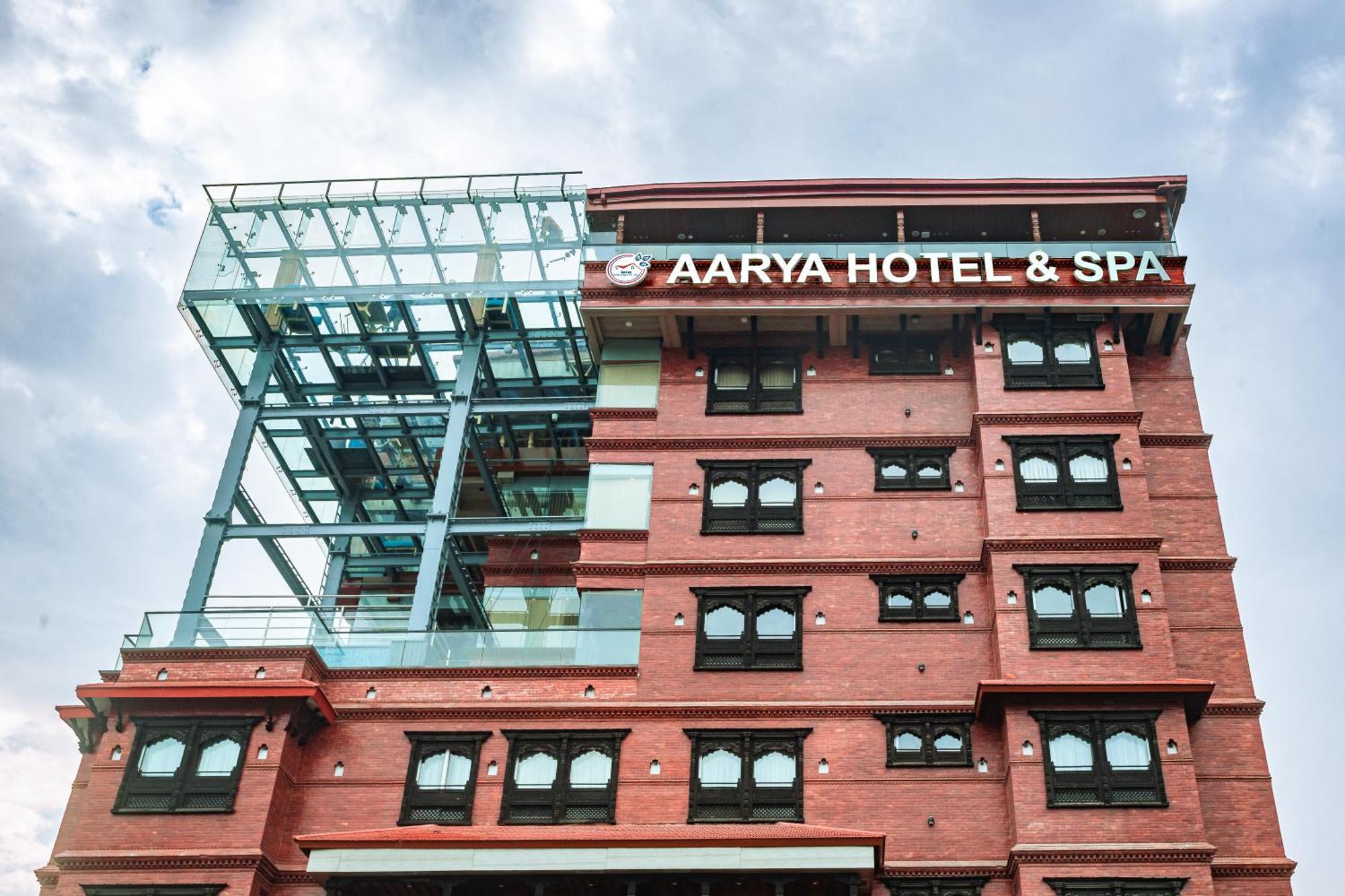 Hotel Aarya And 5*