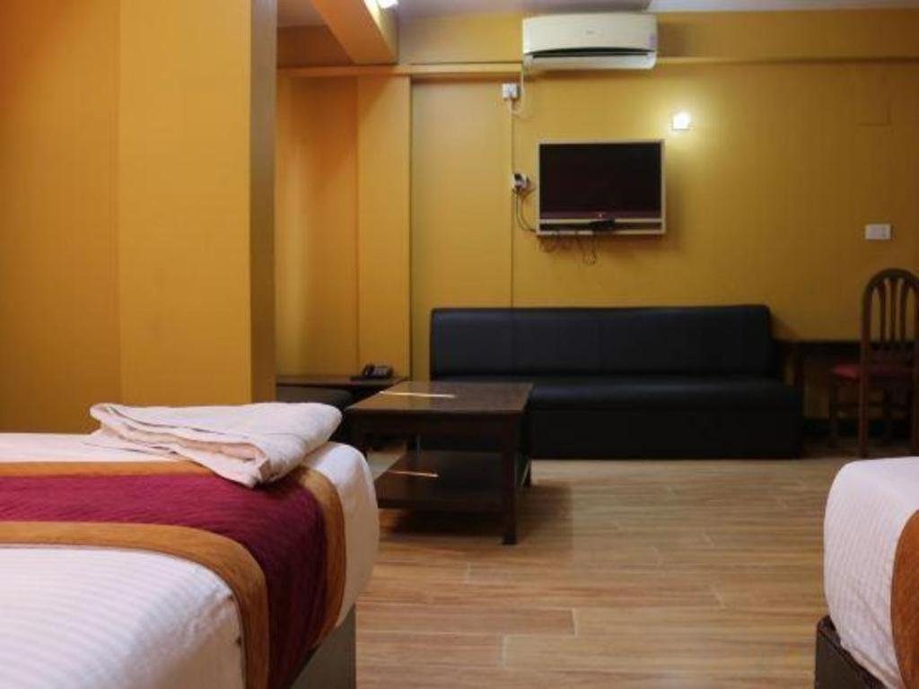 Oyo 381 Pashupati Plaza 2* Kathmandu