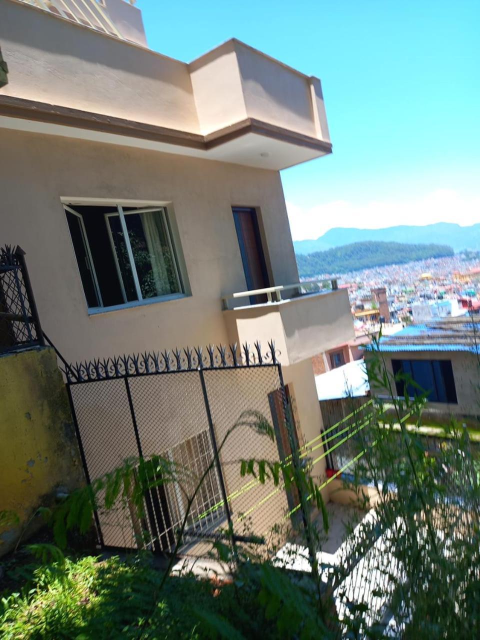 Touri House Homestay