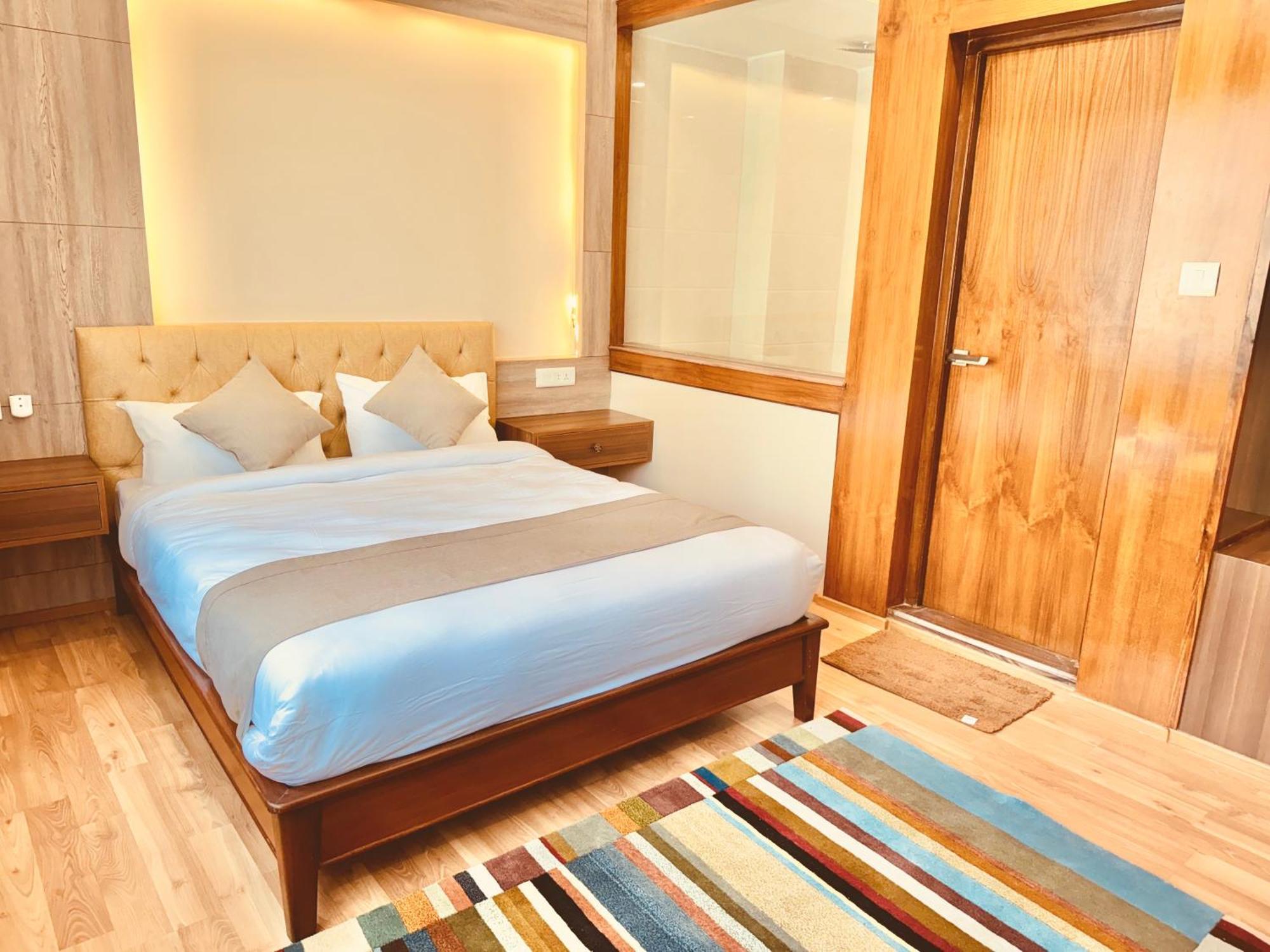 Hotel Bayberry - Near Tribhuvan International Airport 4*