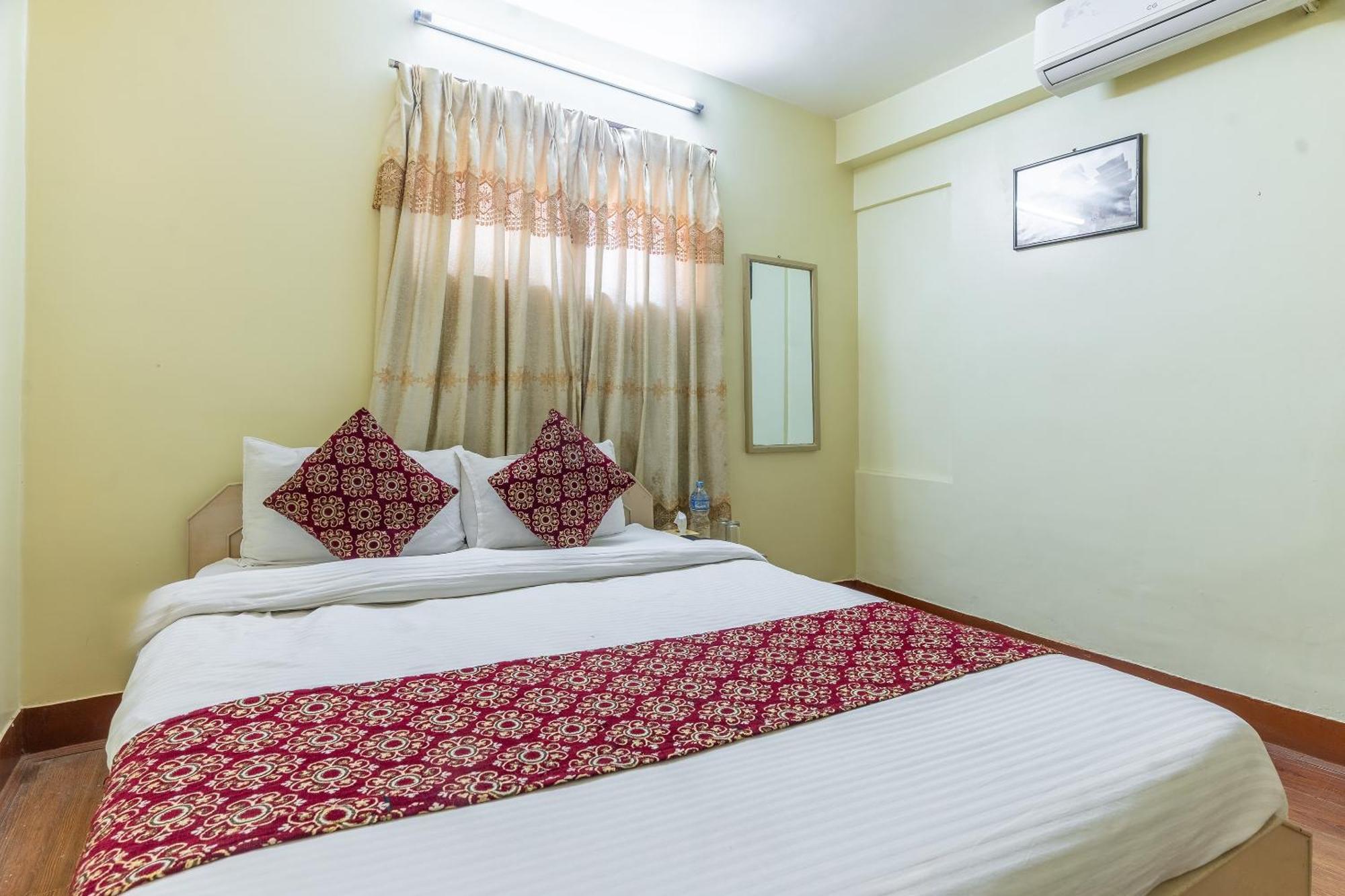 Hotel Oyo 831 Mission Pvt Ltd 3*