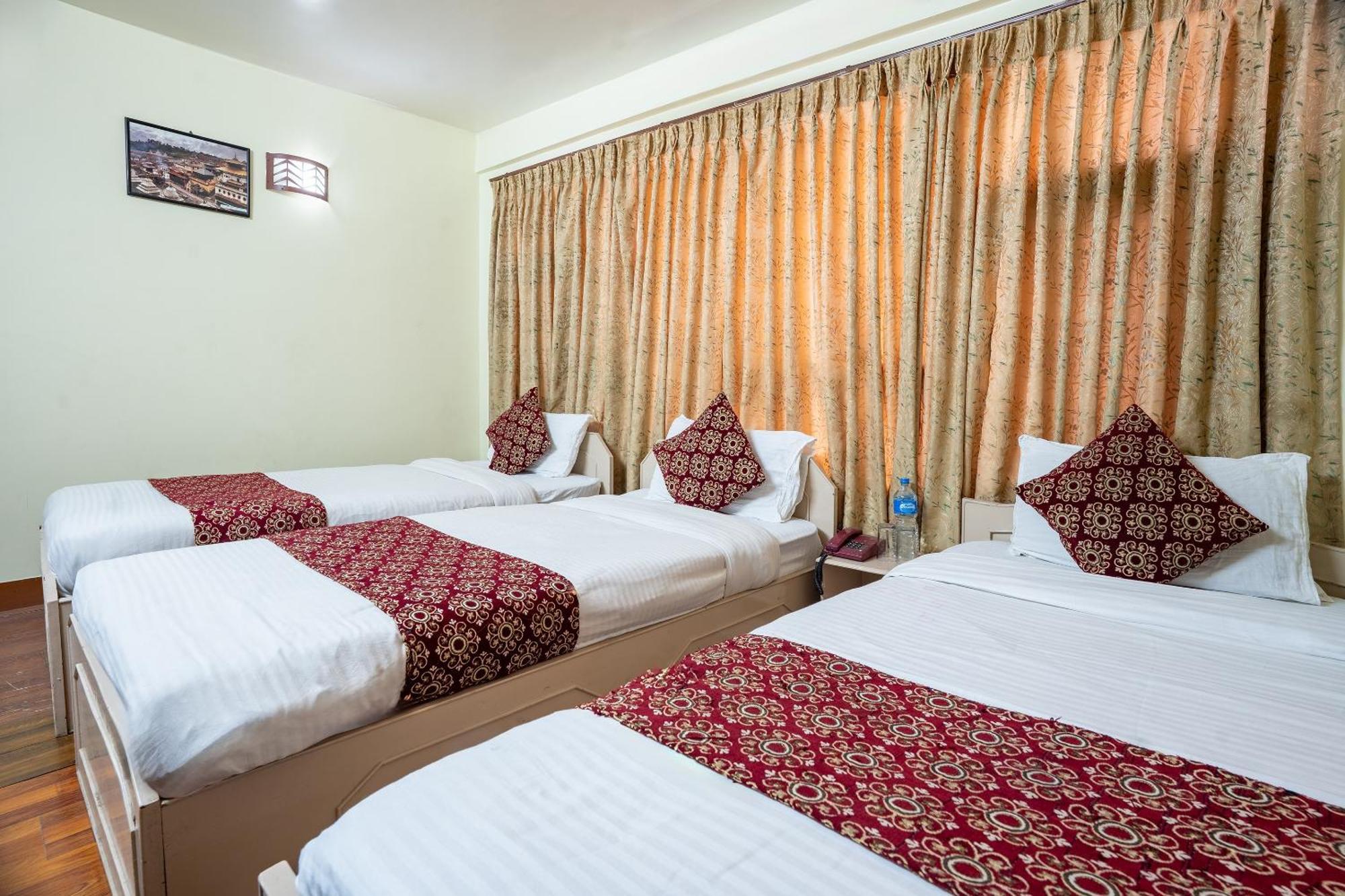 Oyo 831 Mission Pvt Ltd Hotel 3*
