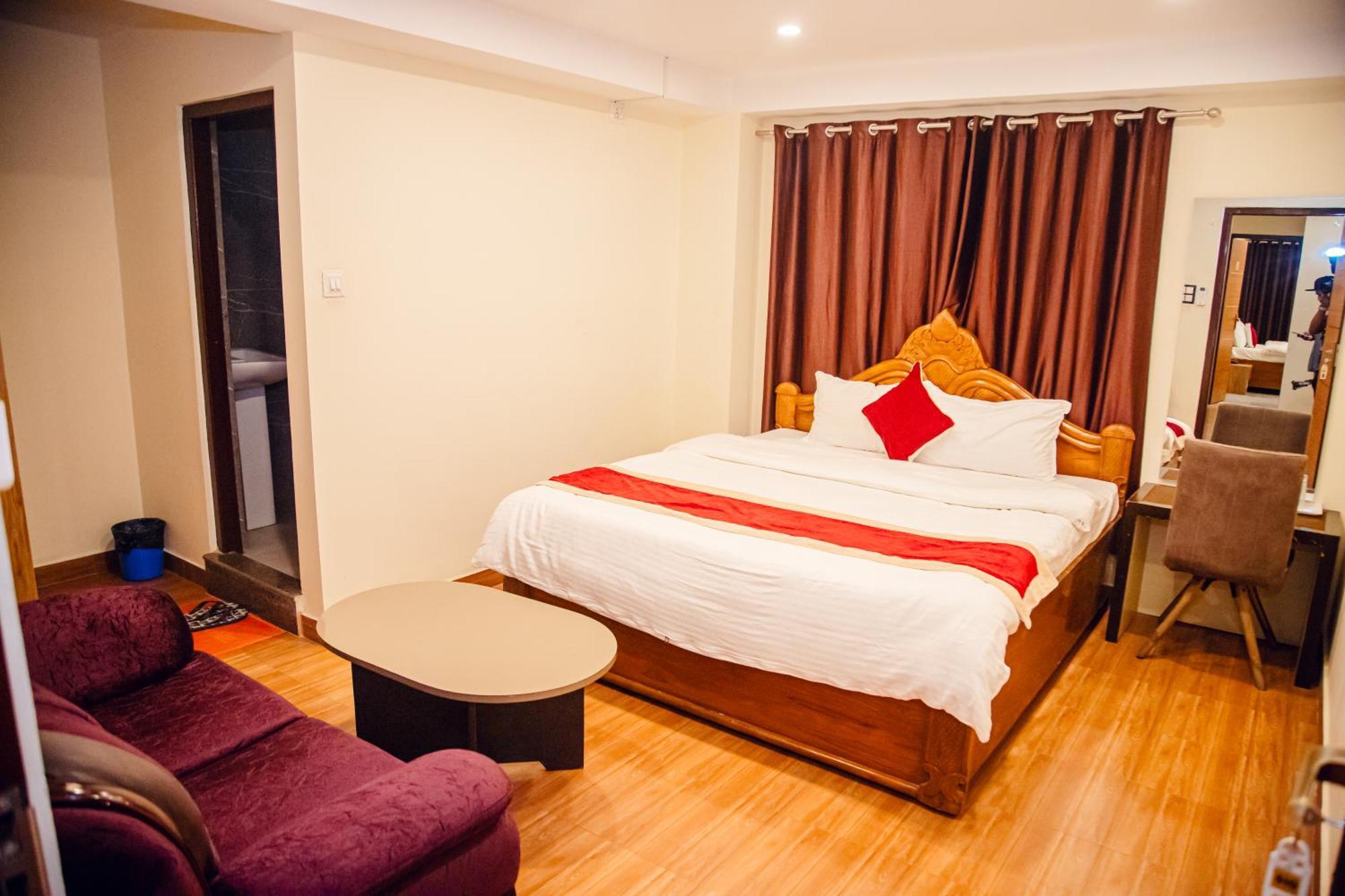 Hotel Pashupati Front Kathmandu