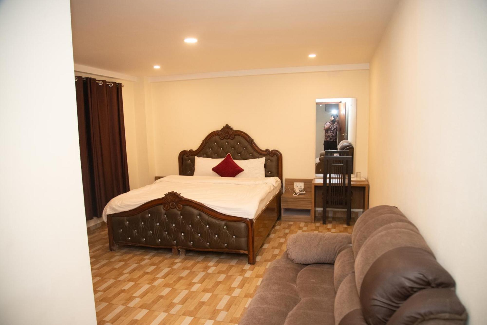 Hotel Pashupati Front Kathmandu