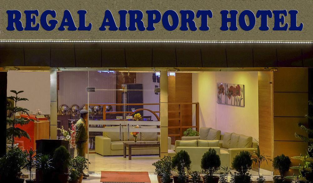 Hotel Regal Airport 3*