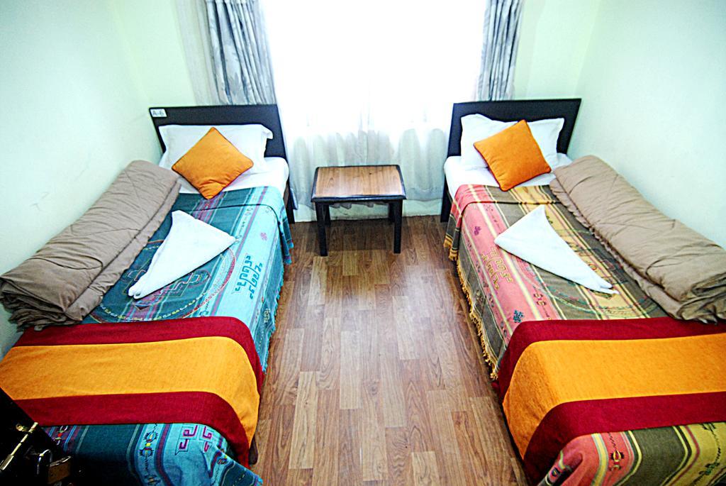 Pariwar Hotel