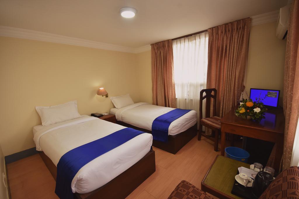 Vasana Hotel