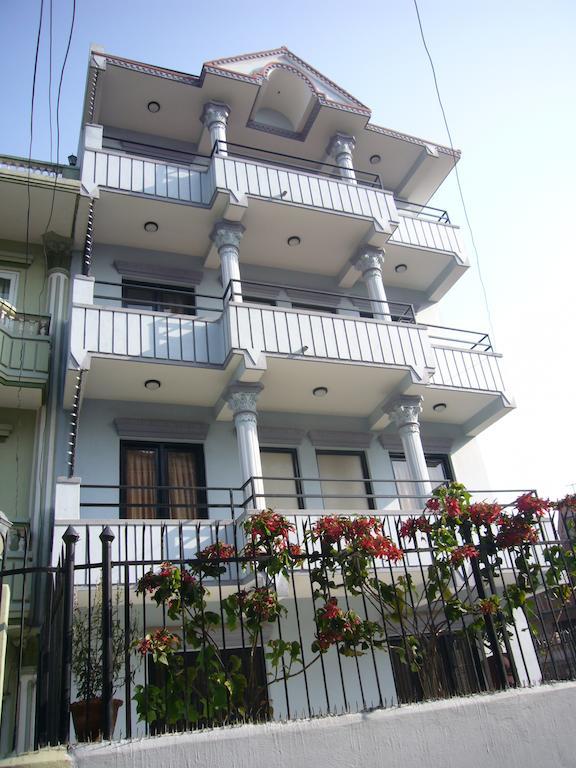 Le Rhododendron D'hotes Bed & Breakfast