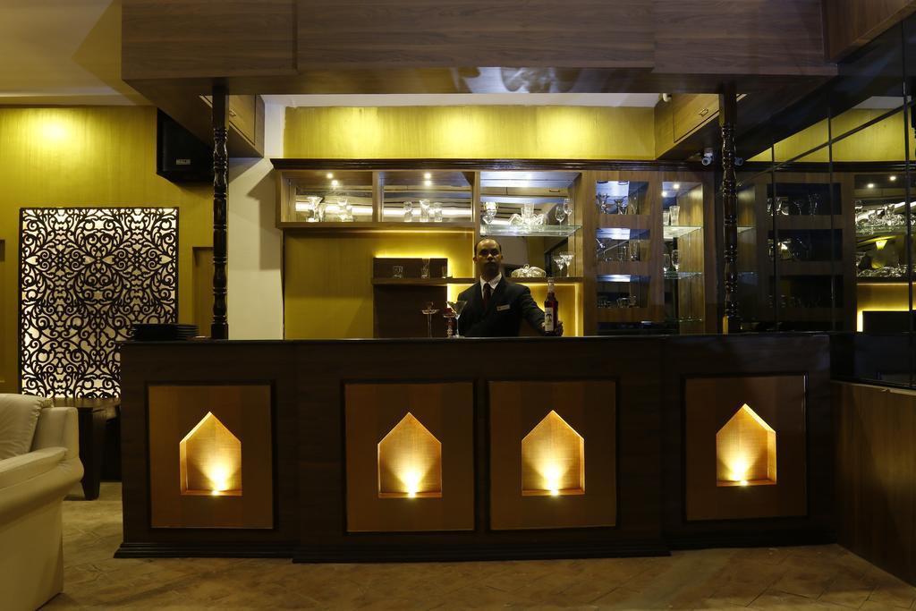 Hotel Mirage Lords 3*