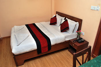 Hotel Happy 3*