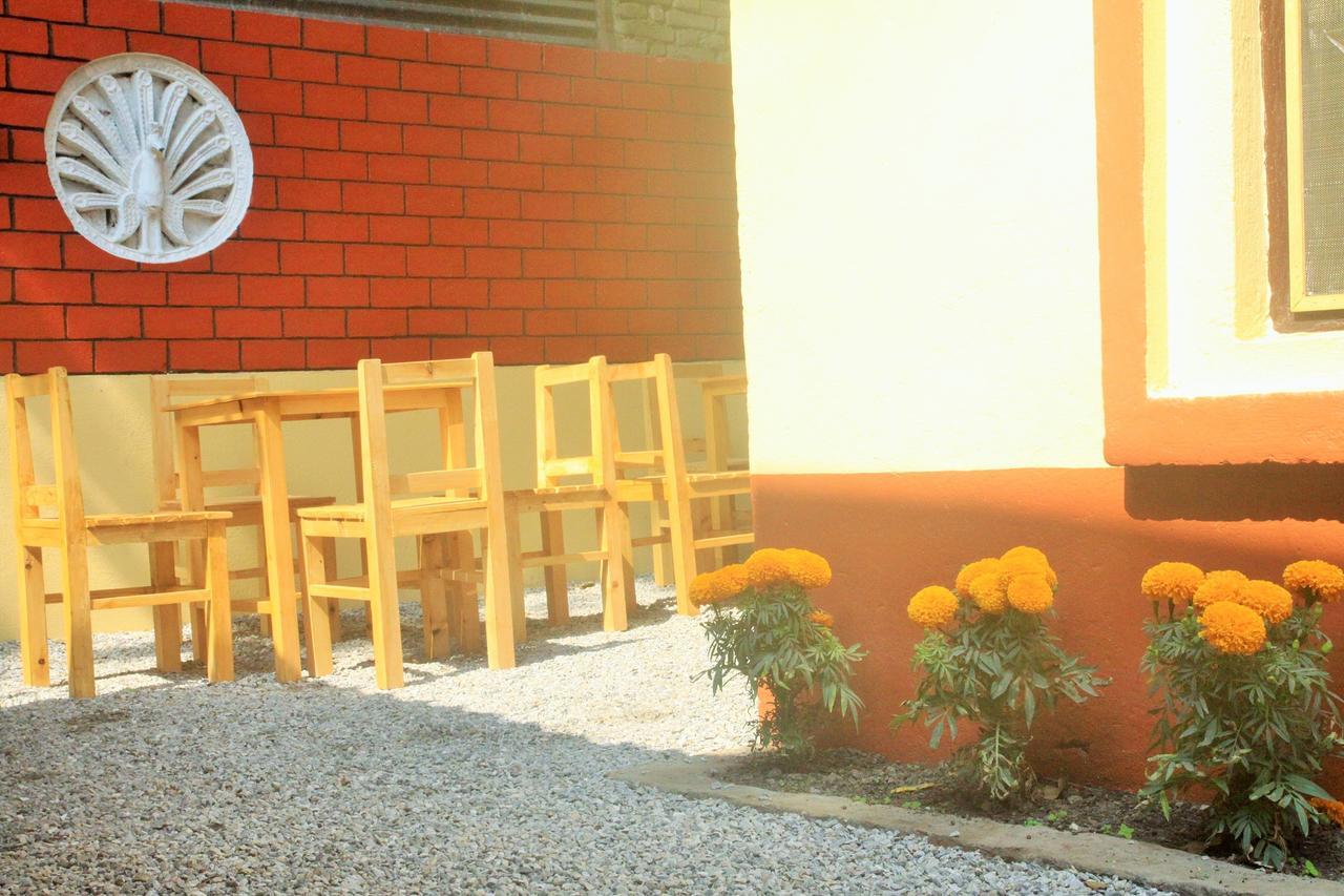 Hotel Kathmandu Village House 2*