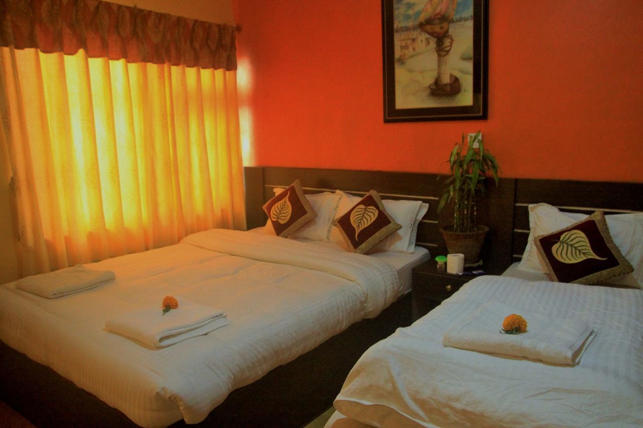 Kathmandu Village House Hotel 2*
