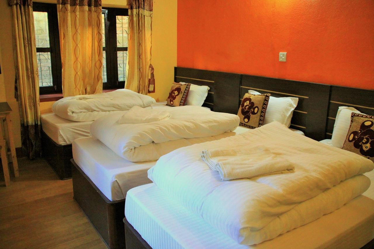 Kathmandu Village House 2*