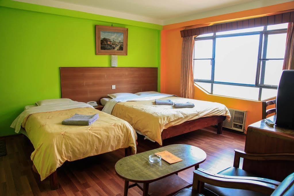 Hotel Tasi Dhargey *