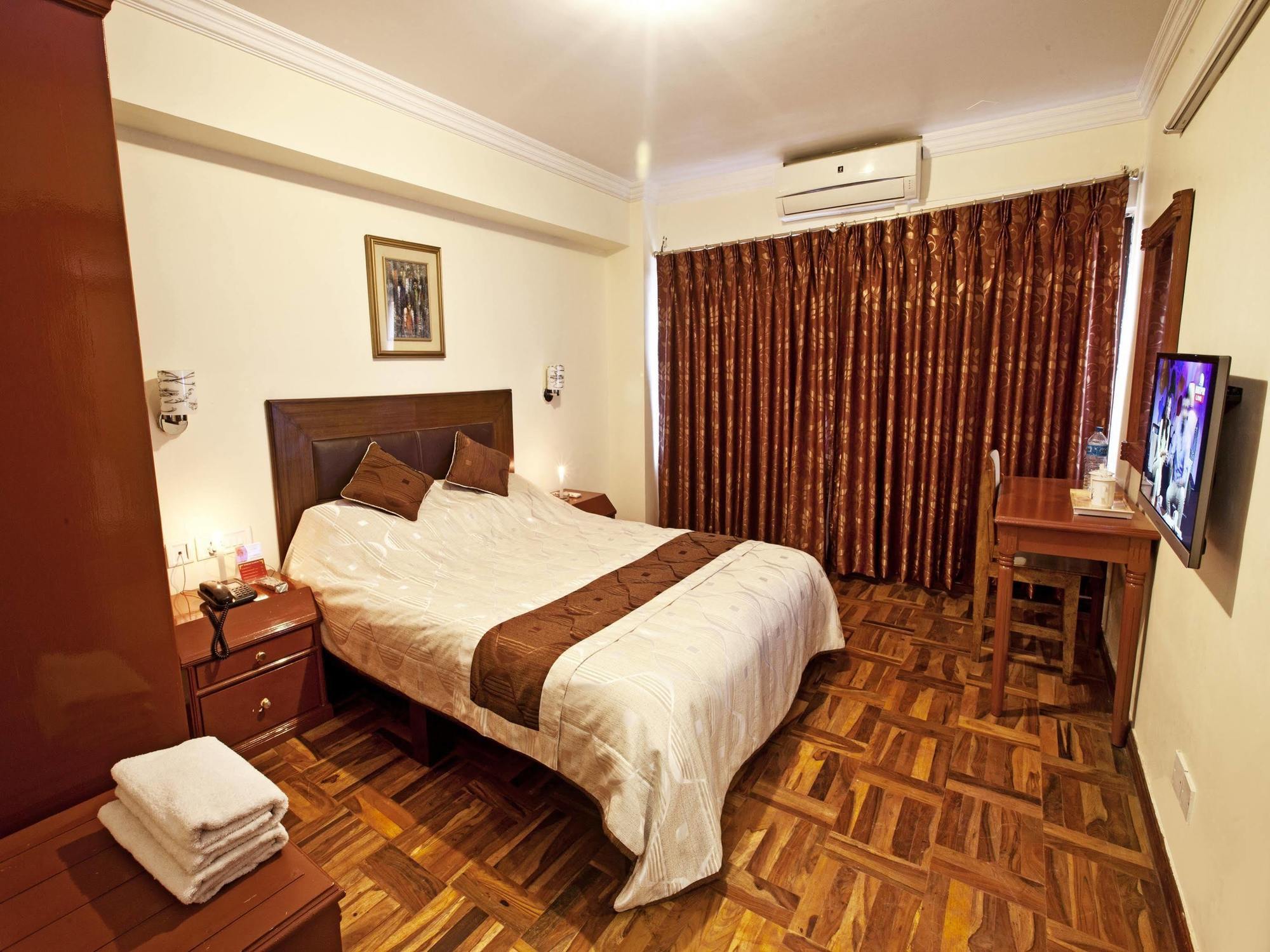 Kubeyra Mahal 3*