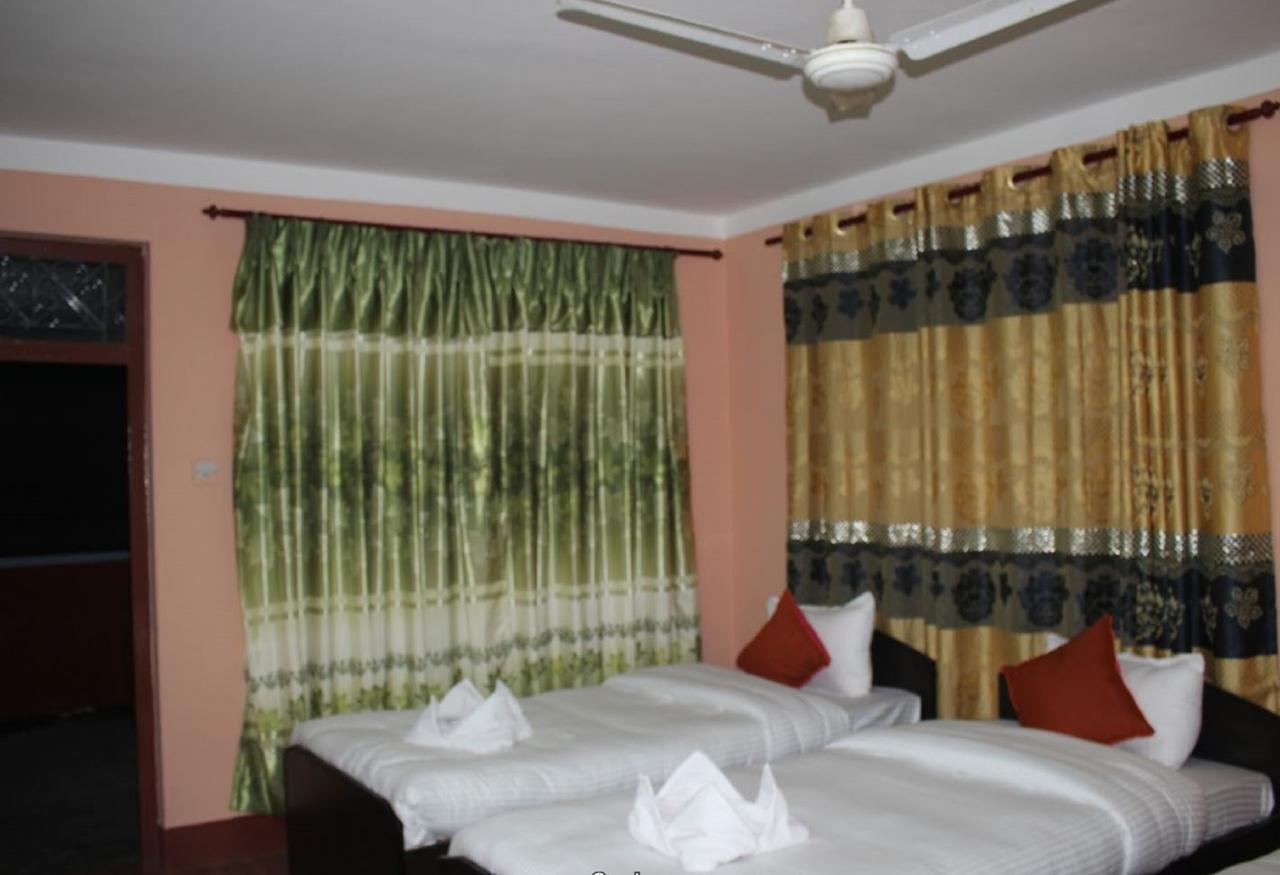 Travellers Dorm Bed & Breakfast